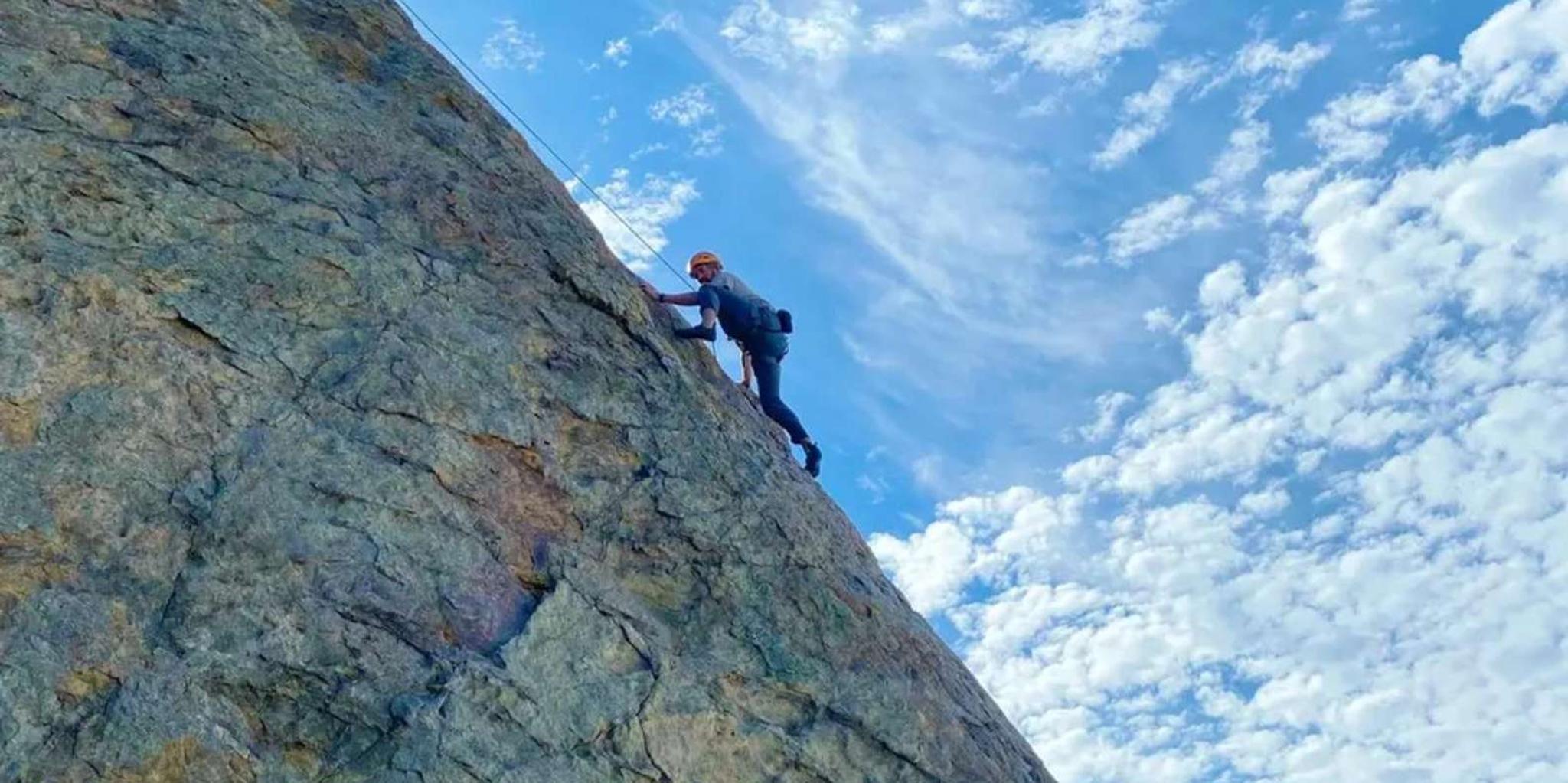 Malibu Climbing Class at Point Dume 2 hr - Image 3