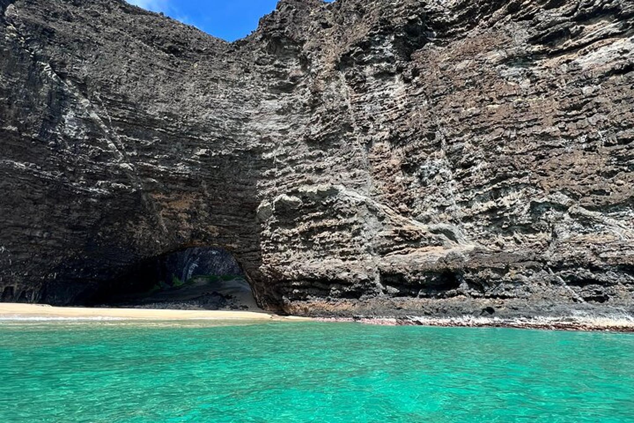 Kauai NaPali Boat Tour on the Amelia K - Image 6