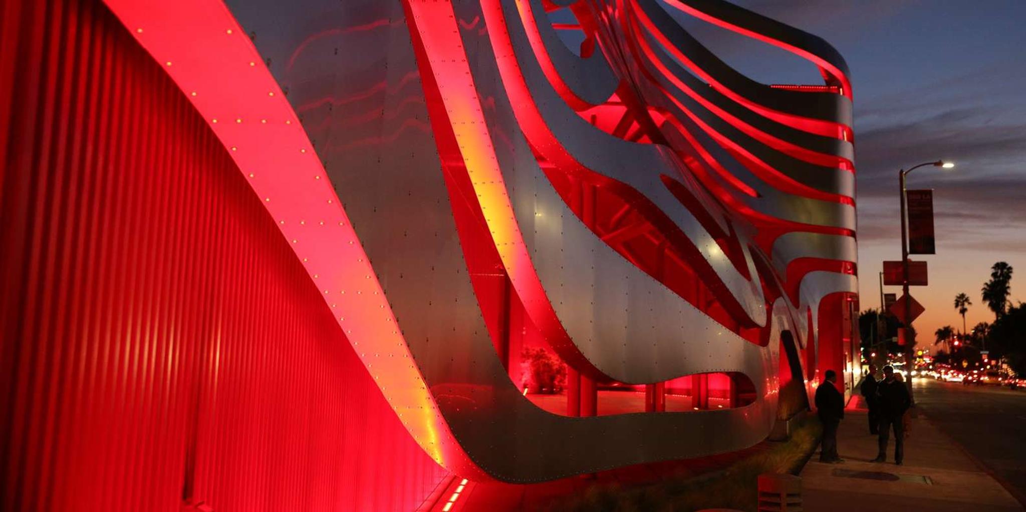 Los Angeles Petersen Automotive Museum Tour - Image 2