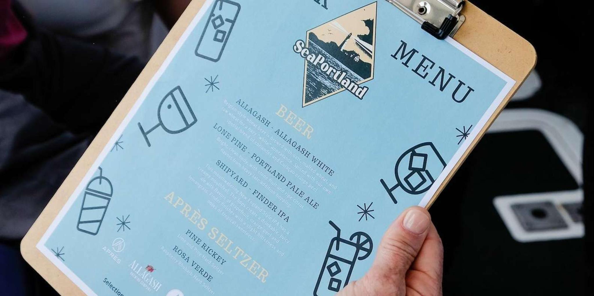 Portland Lighthouse Sightseeing Cruise with Drinks - Image 3