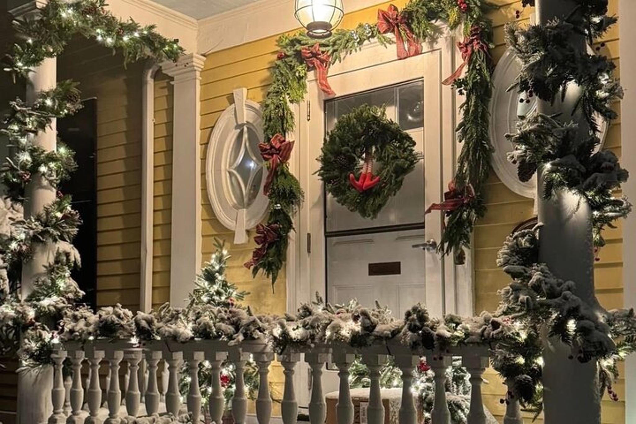 Salem Haunted Holiday Stroll - Image 3