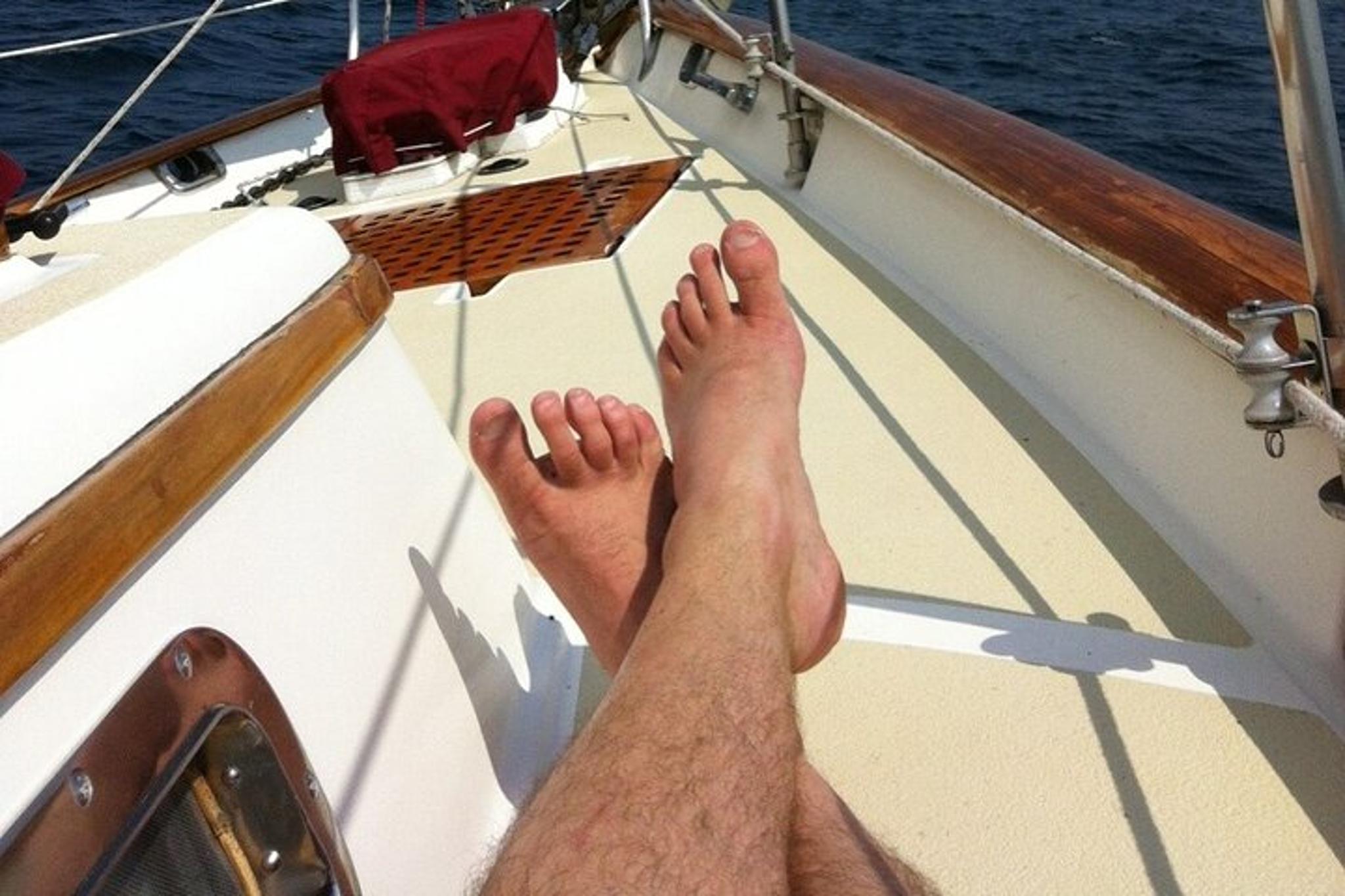 Grand Traverse Bay Sailing Adventure - Image 6