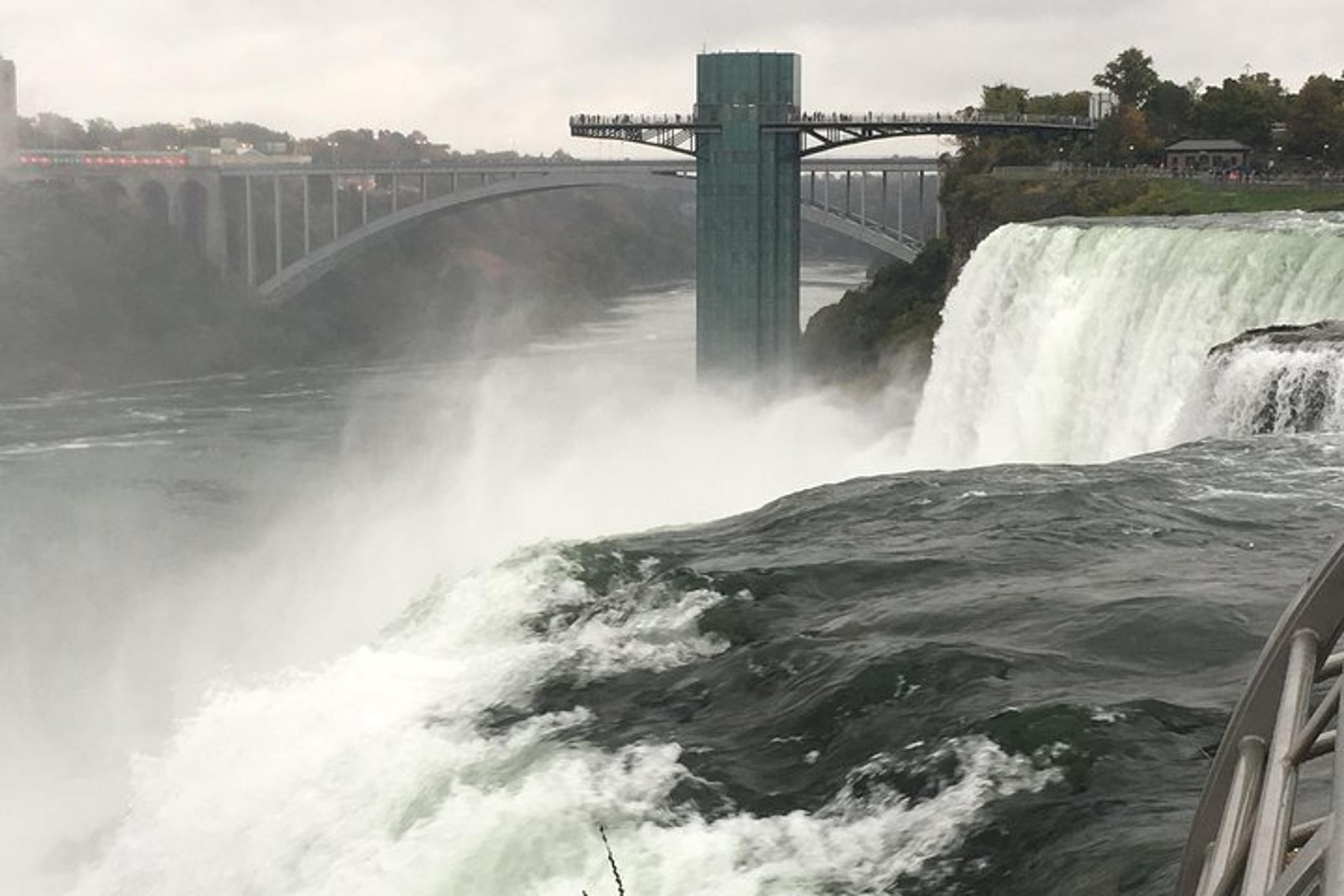 Buffalo Airport Transfer to Niagara Falls