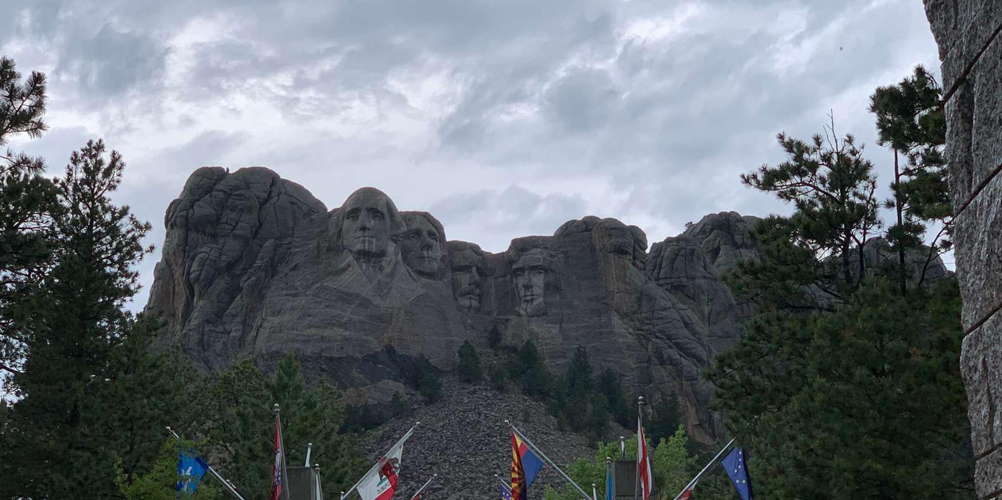 Mt Rushmore Monument Tour with Crazy Horse and Custer State Park - Image 3