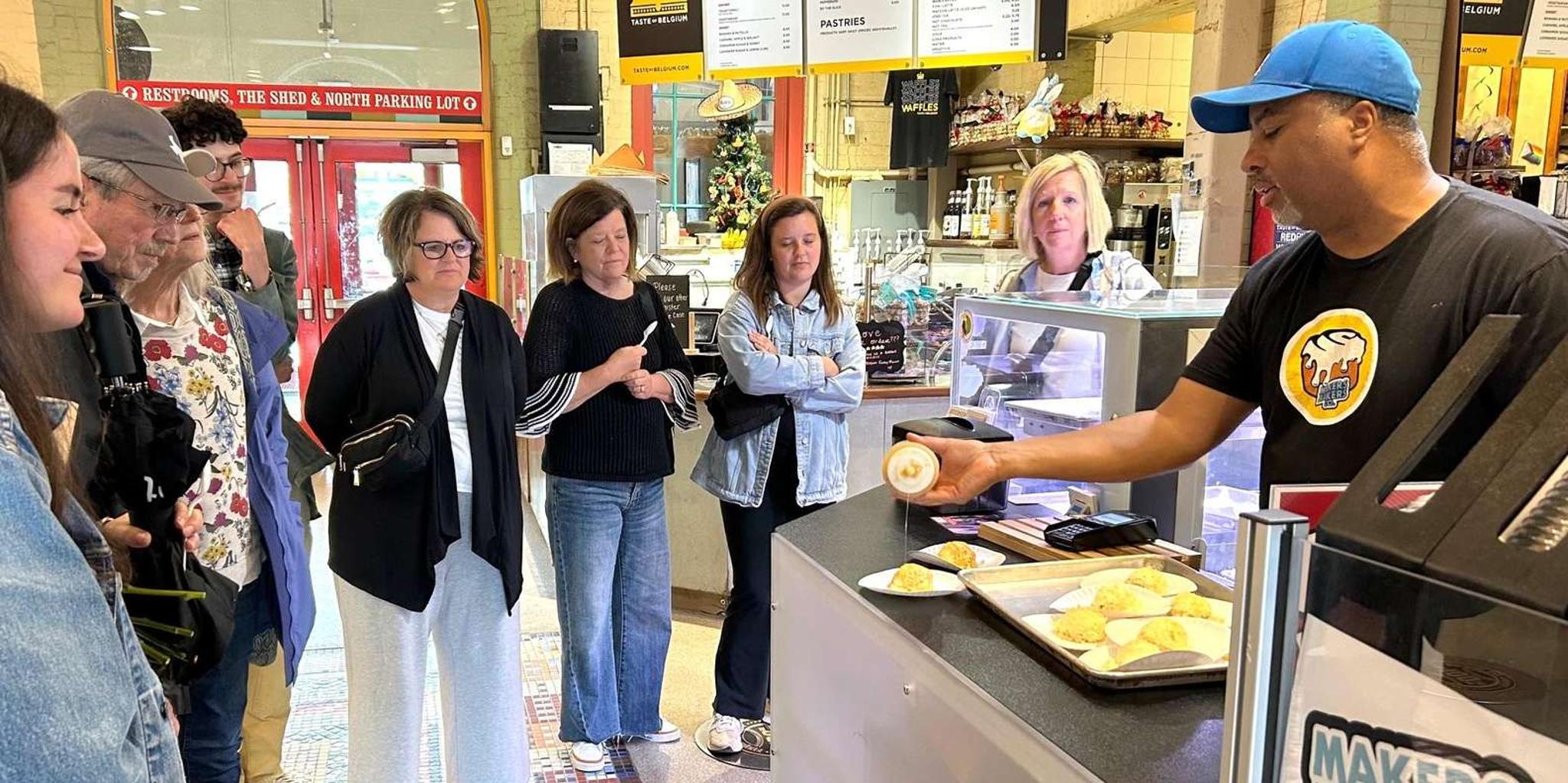 Cincinnati Streetcar Brunch and Food Tour - Image 6