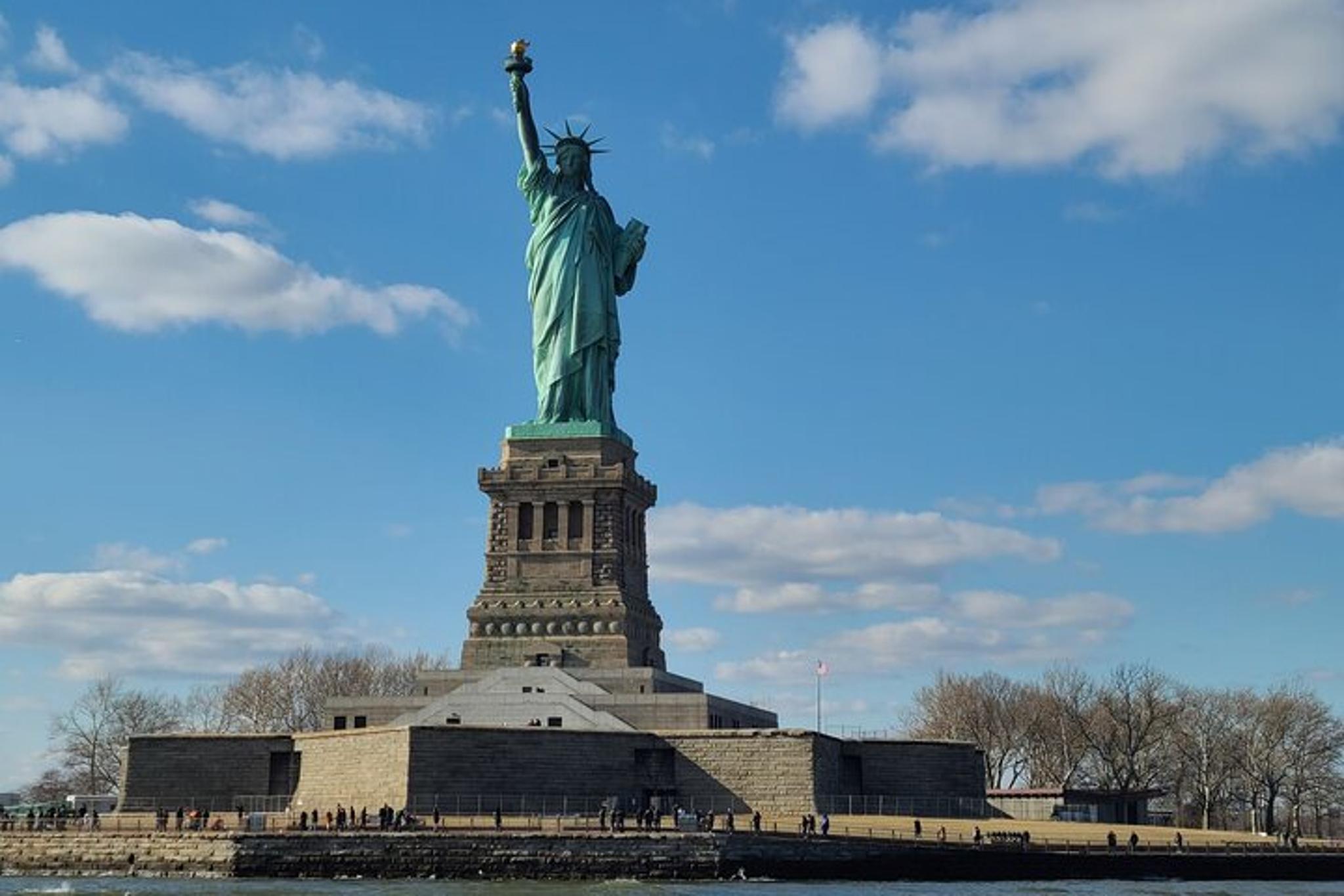 New York Statue of Liberty Sightseeing Cruise