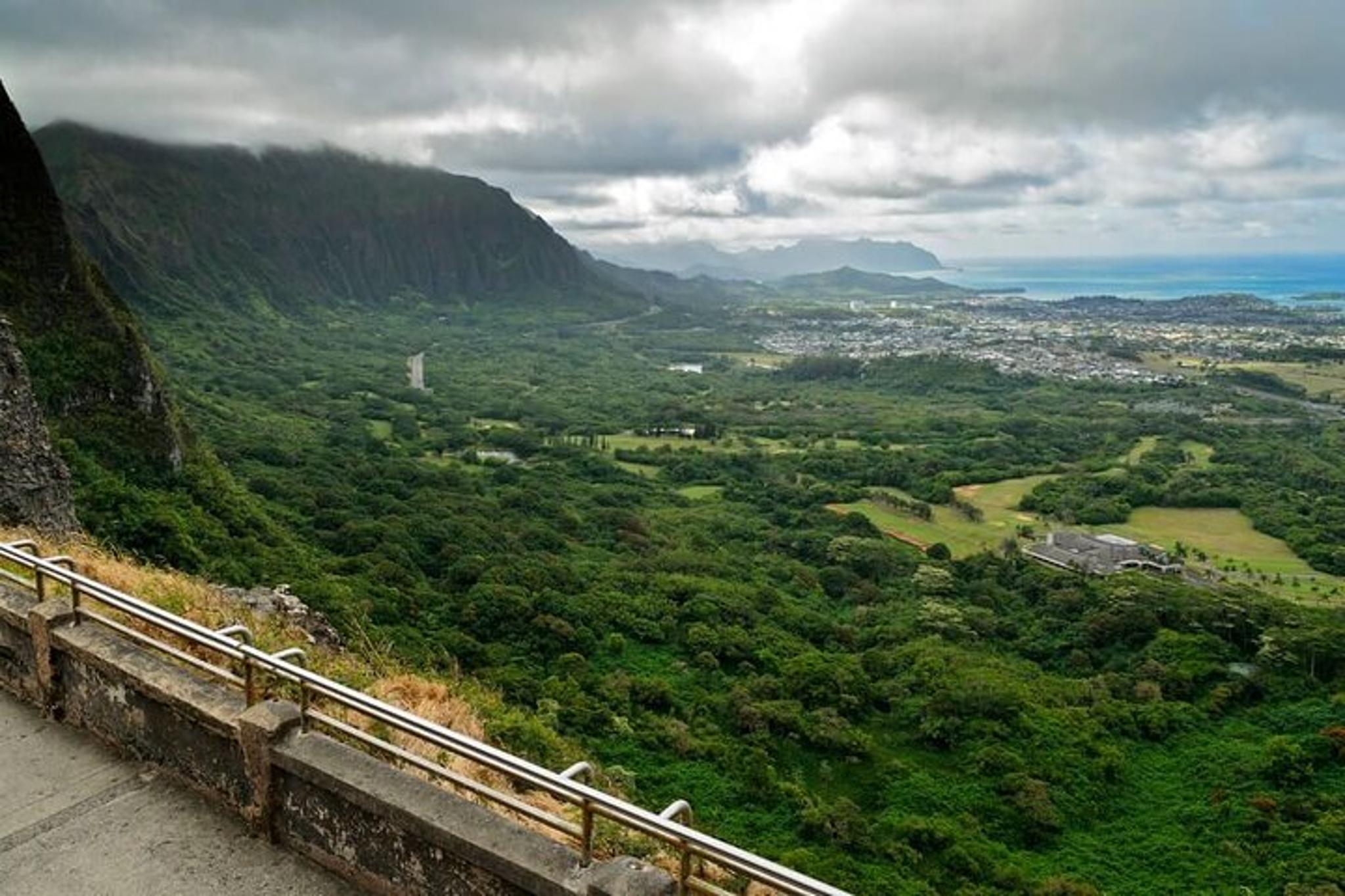 Waikiki East Oahu Private Tour 3.5 Hr - Image 3
