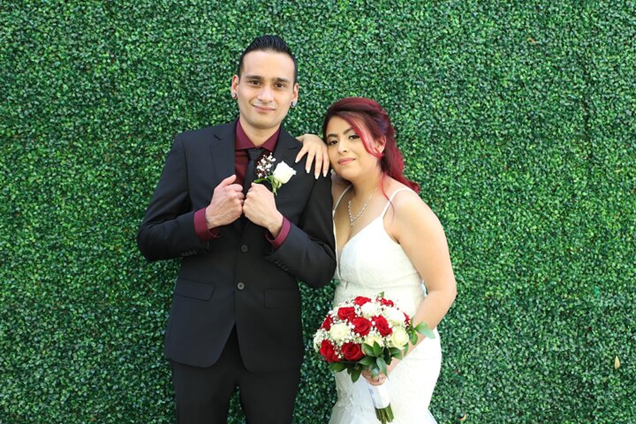 Las Vegas Vow Renewal Ceremony 45 min - Image 6