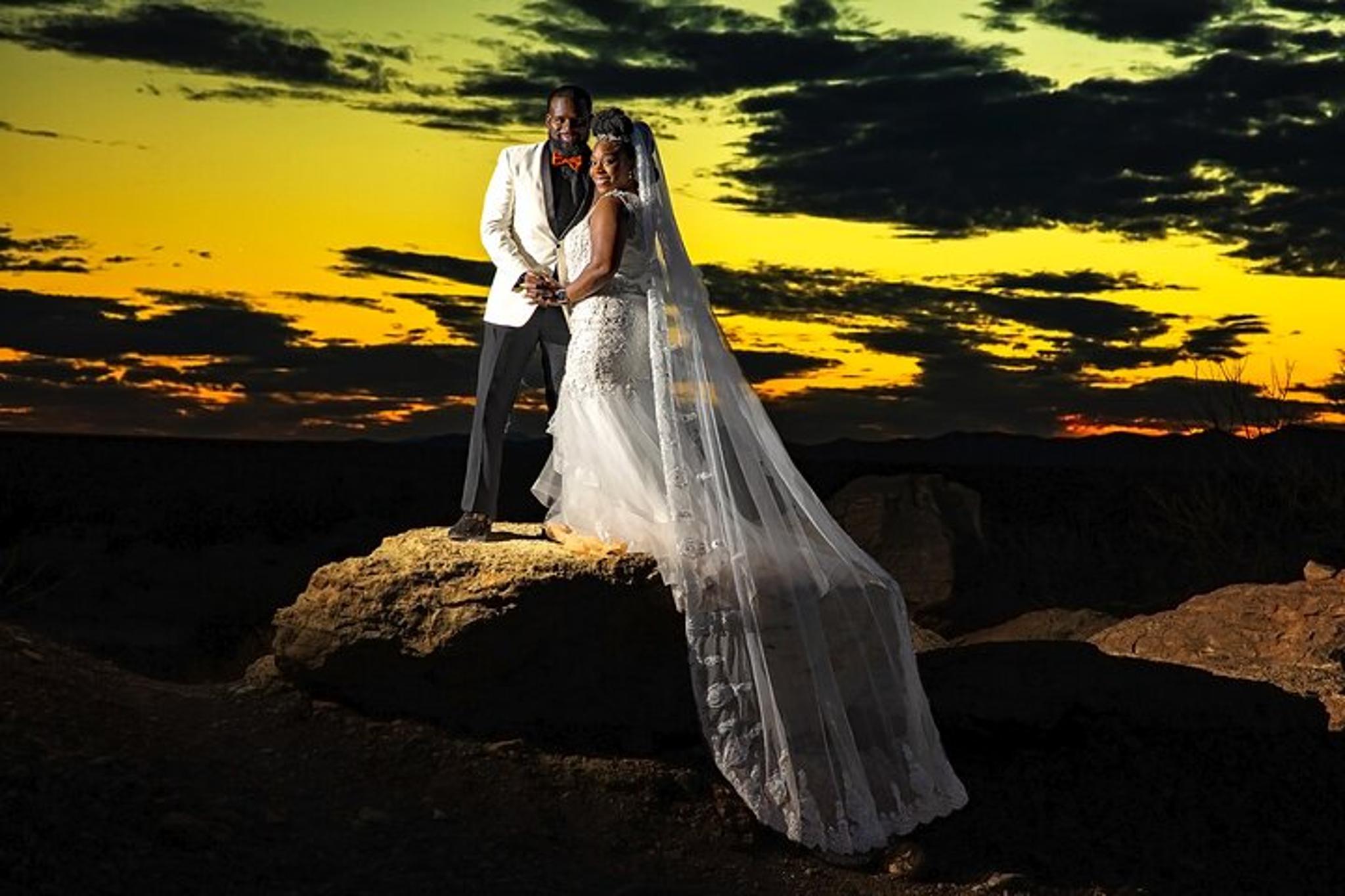 Valley of Fire Wedding Ceremony - Image 6