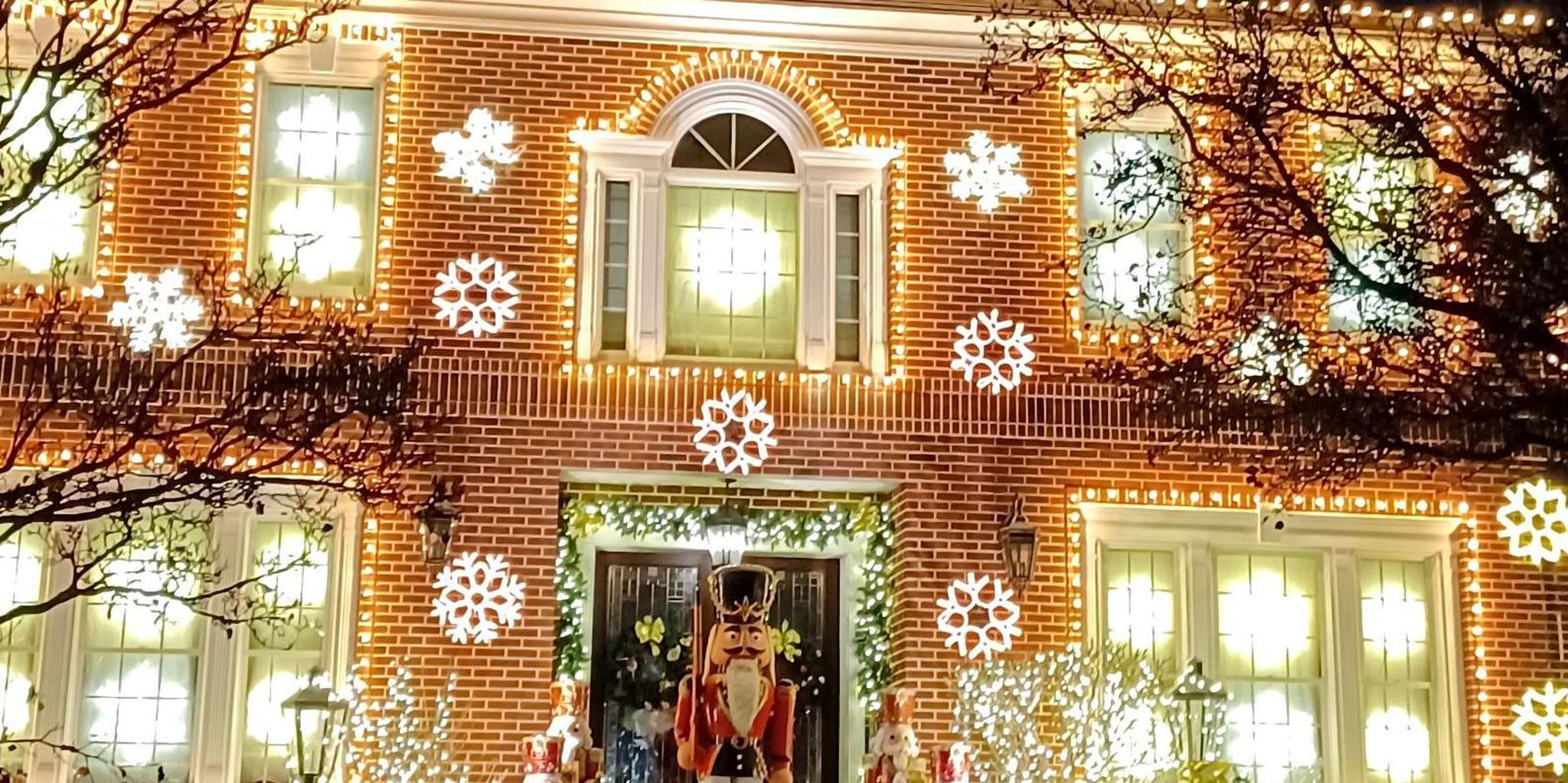 New York City Christmas Charm Tour