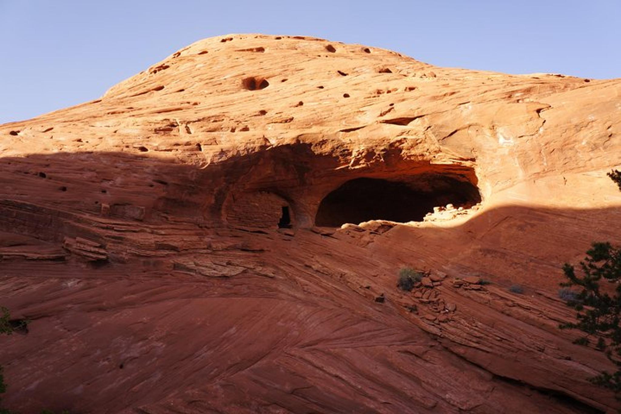Monument Valley Mystery Valley Tour 3.5 hr - Image 4