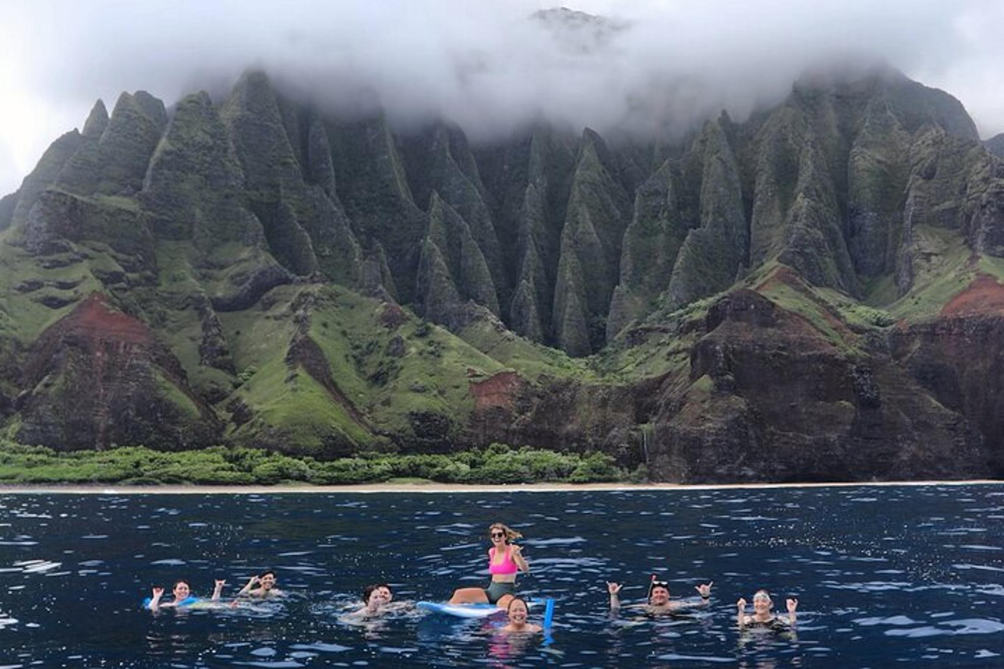 Kauai Nā Pali Coast Zodiac Raft Expedition - Image 4