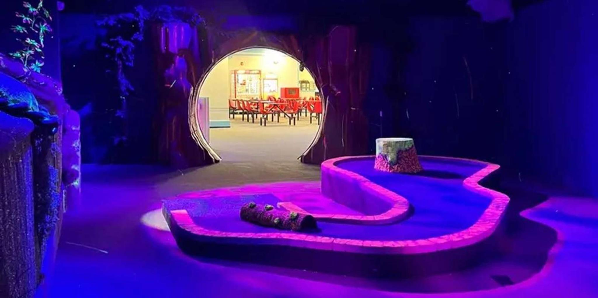 Pigeon Forge Indoor Mini Golf
