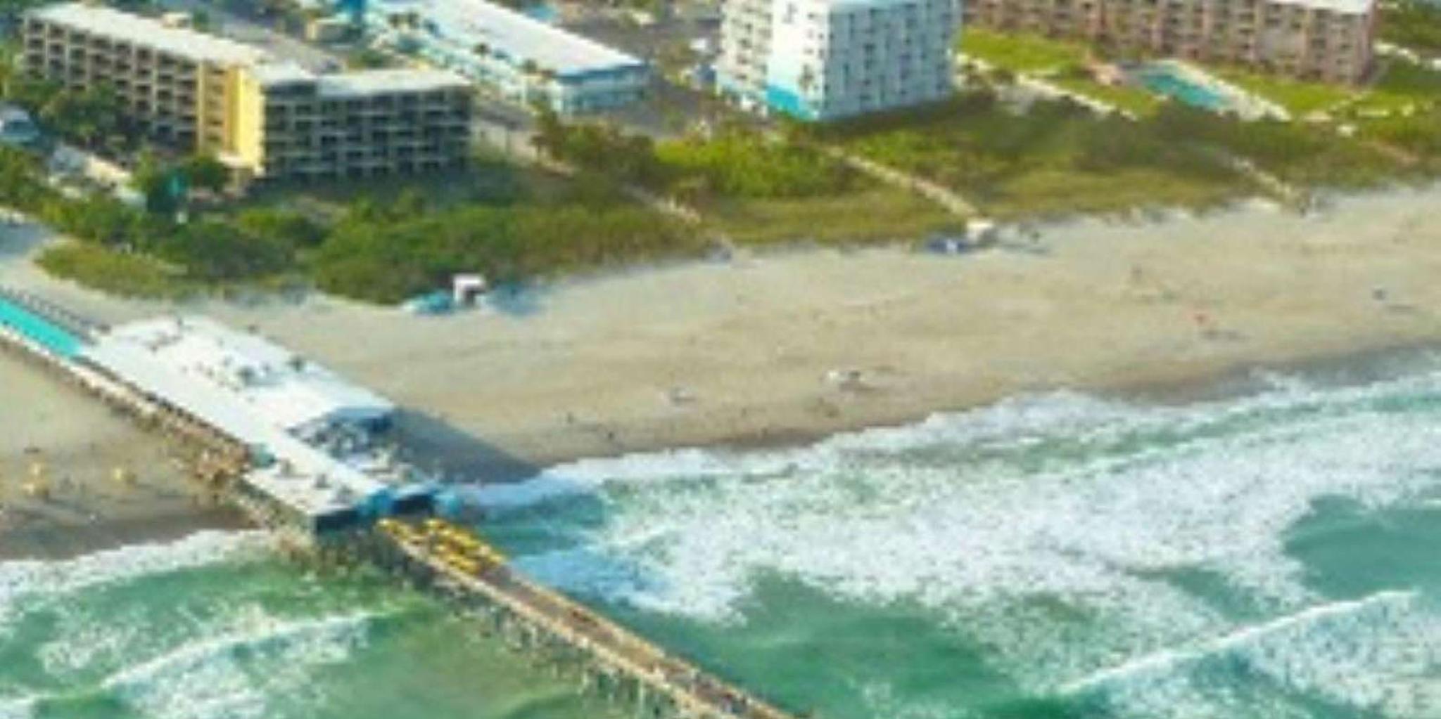 Port Canaveral Helicopter Tour over Kennedy Space Center 35 min - Image 5