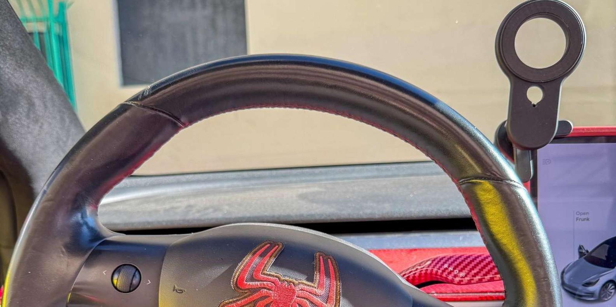 Los Angeles Tesla Tour with Hollywood Sign Stops - Image 3