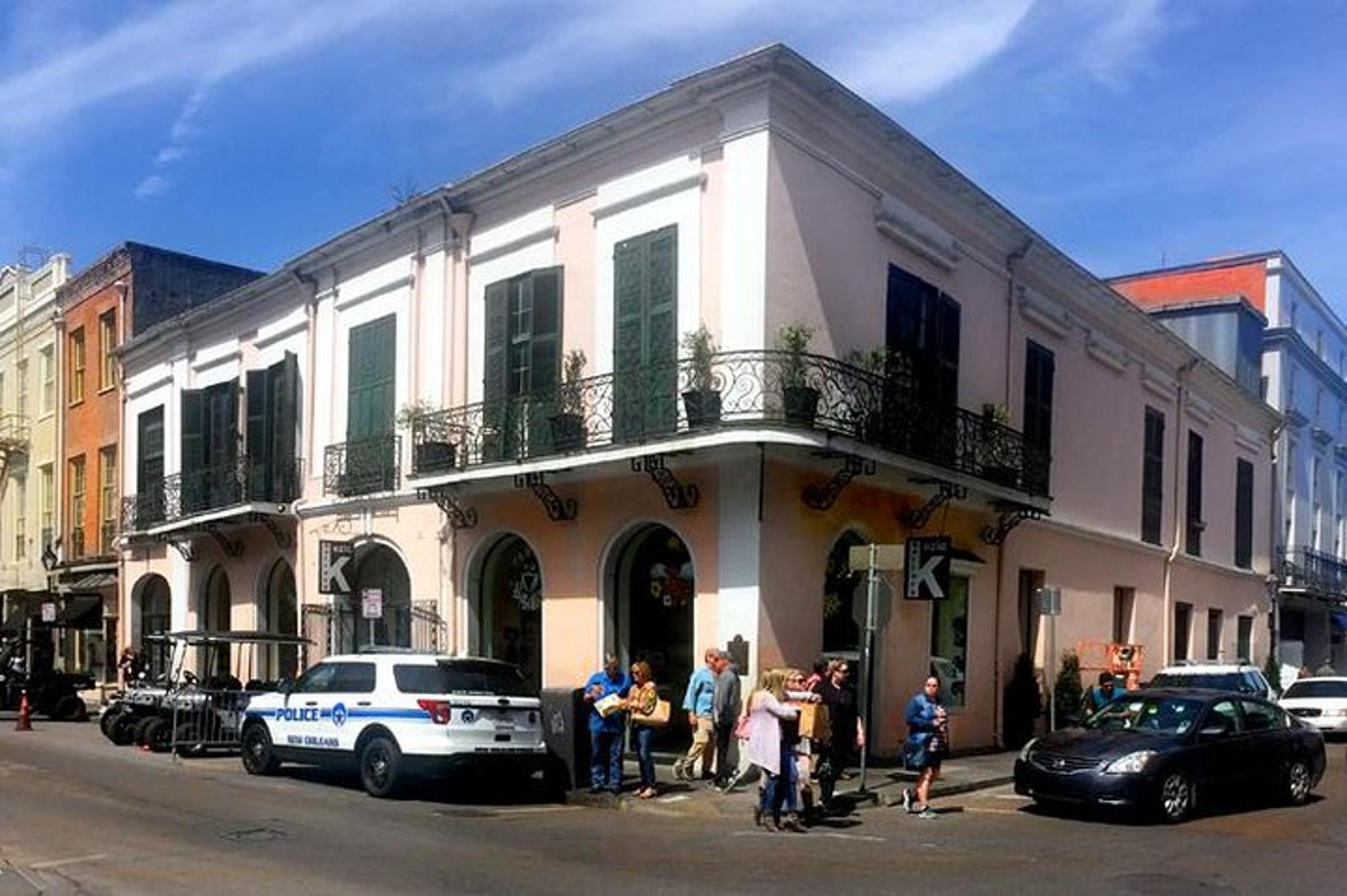 New Orleans Walking Audio Tour of Royal Street