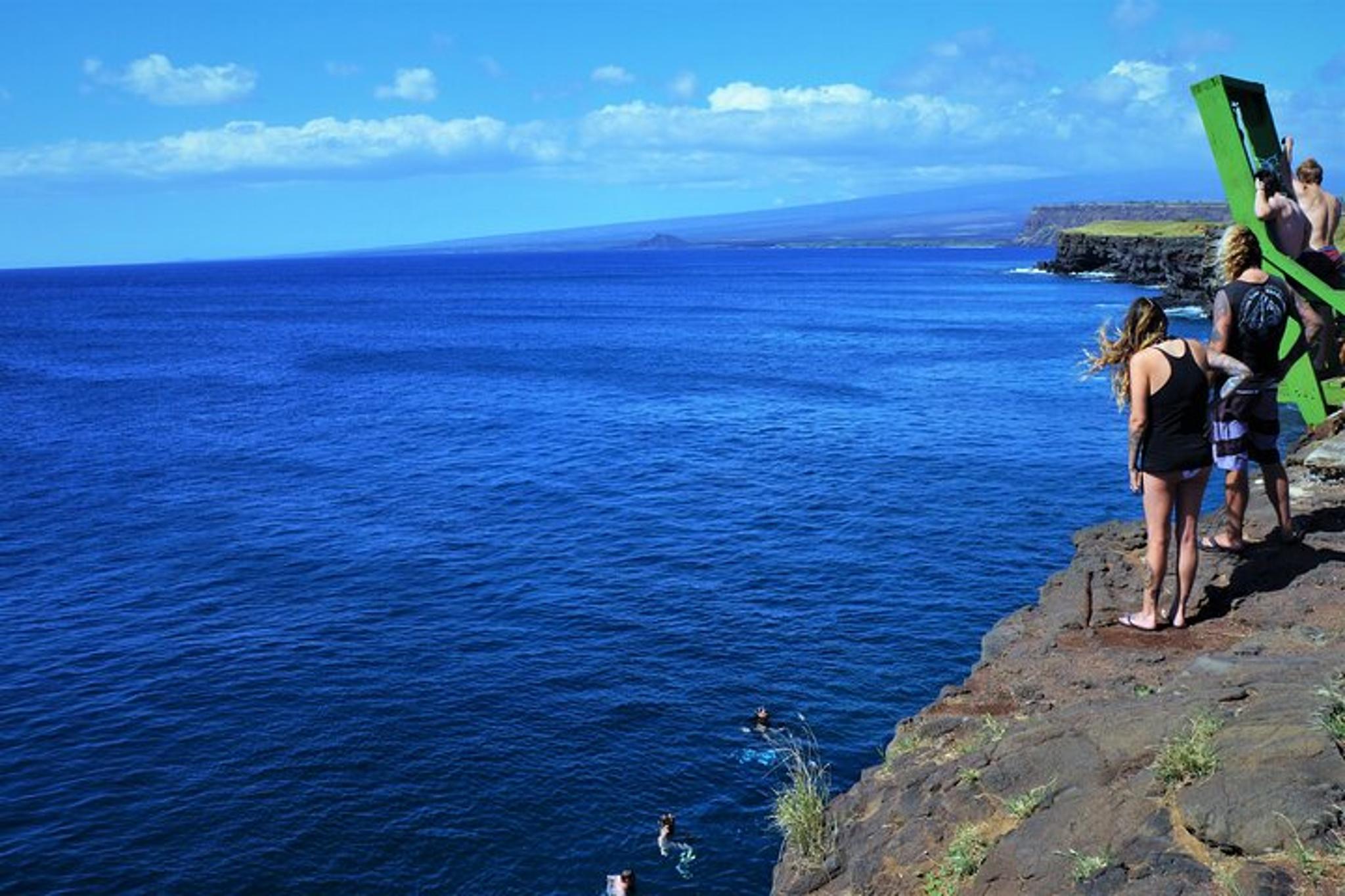 Hilo Volcanoes & Stargazing Private Van Tour - Image 3