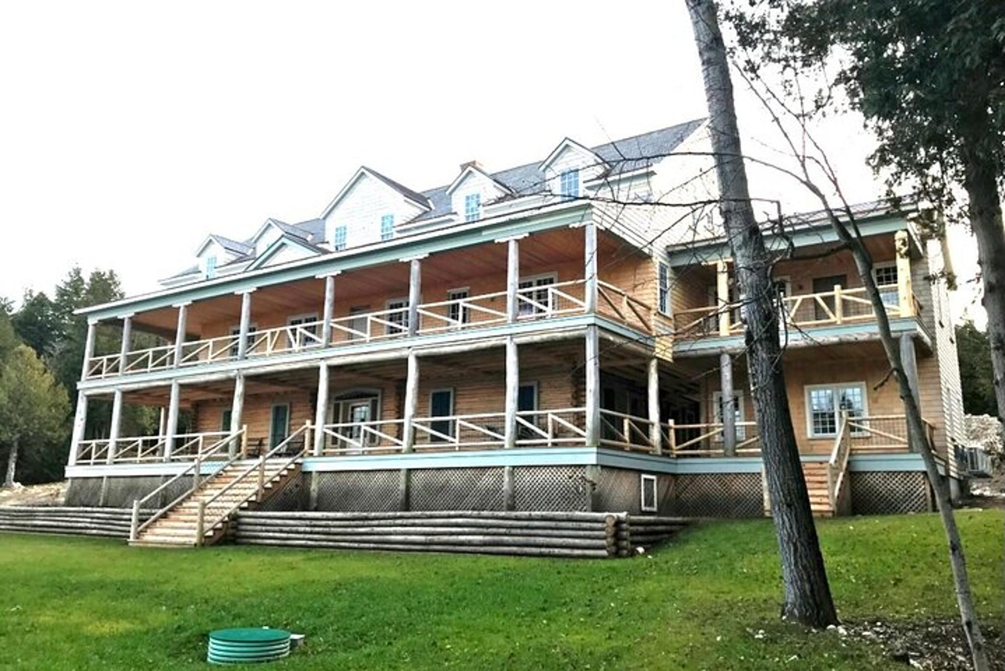 Mackinac Island Self-Guided Cycling Tour - Image 5