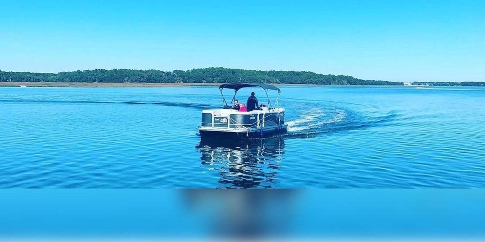 Tybee Island Pontoon Boat Rental - Image 3