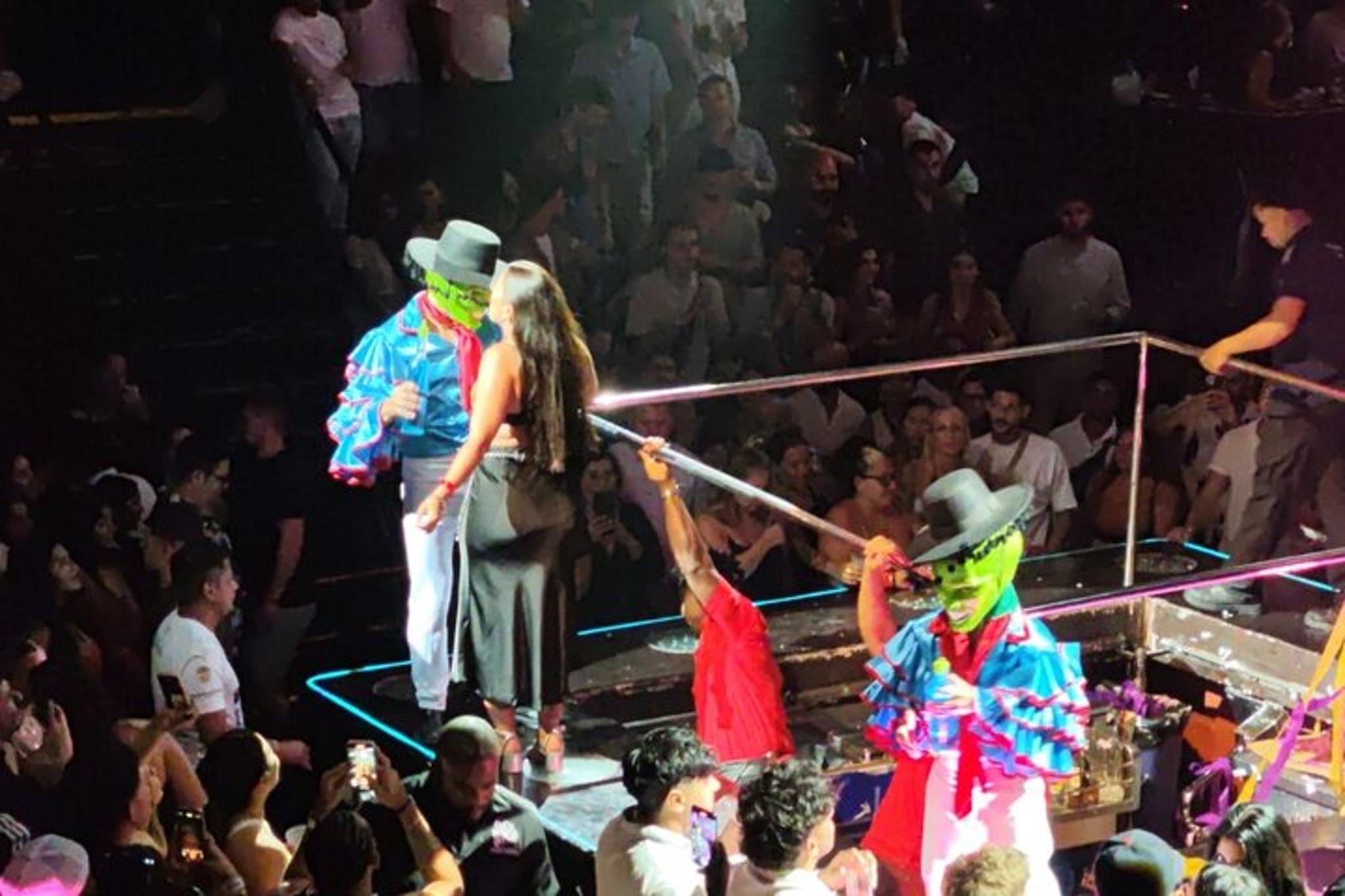 Punta Cana Coco Bongo Entrance & Transportation - Image 6