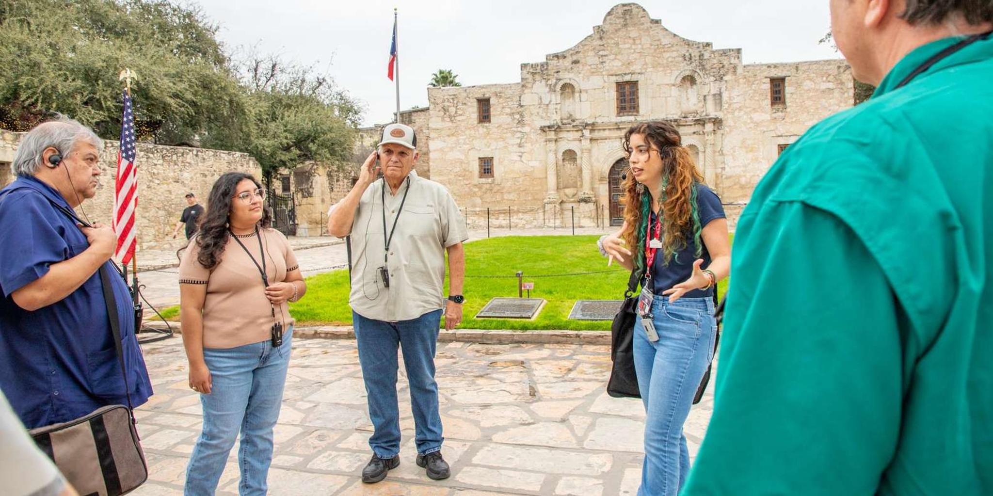 San Antonio Alamo Guided Tour in Spanish 45 Min - Image 2