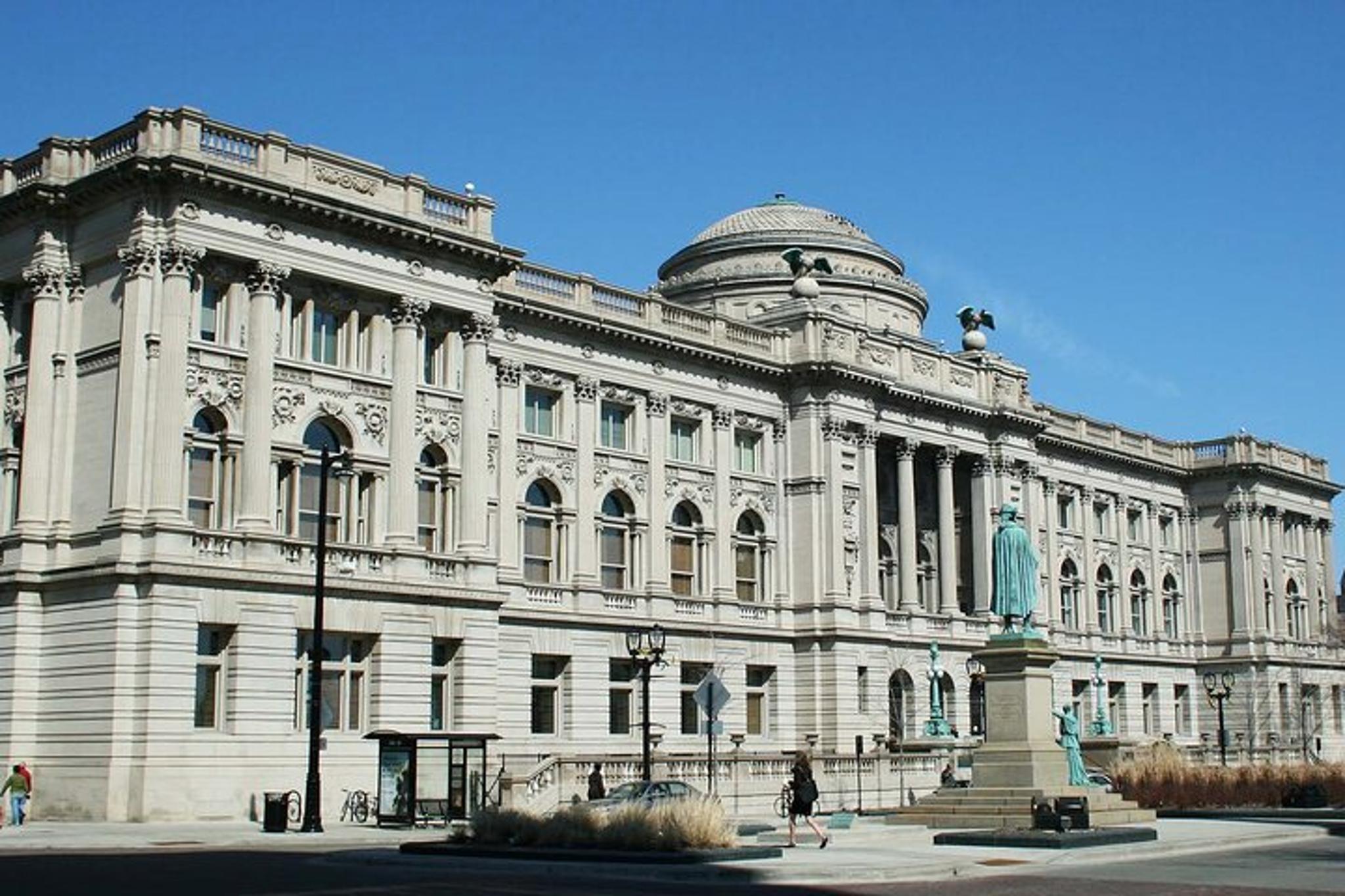 Milwaukee Self-Guided Audio Walking Tour - Image 4