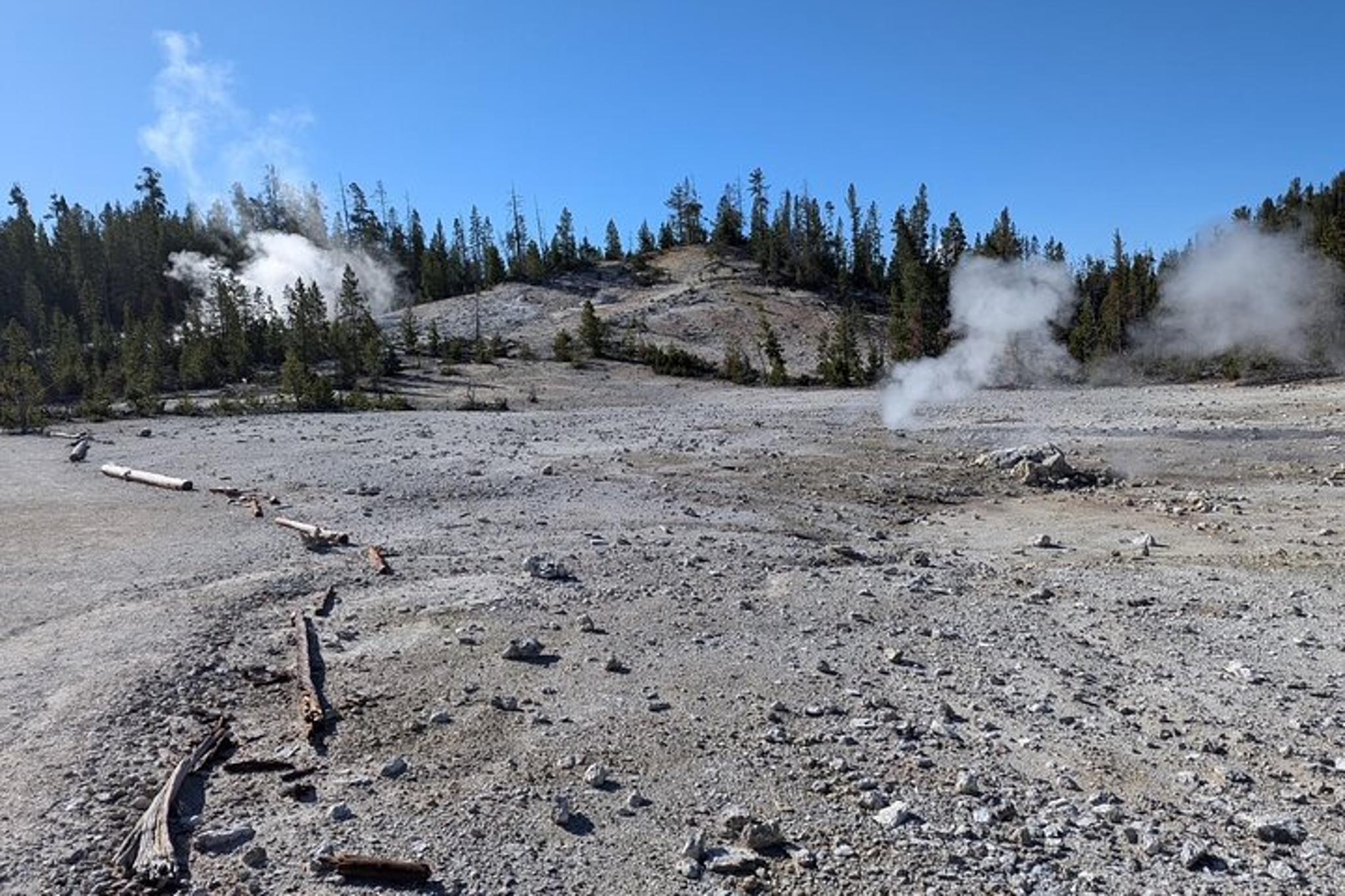 Yellowstone Hiking Adventure Full Day - Image 6