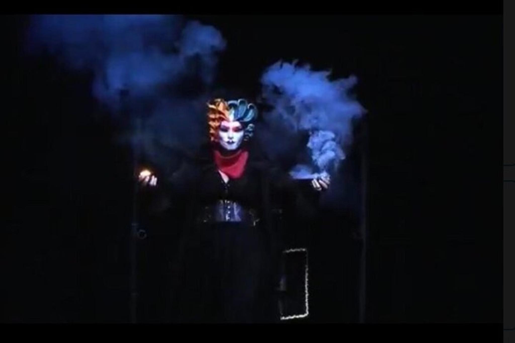 Las Vegas Magic Show - Image 2