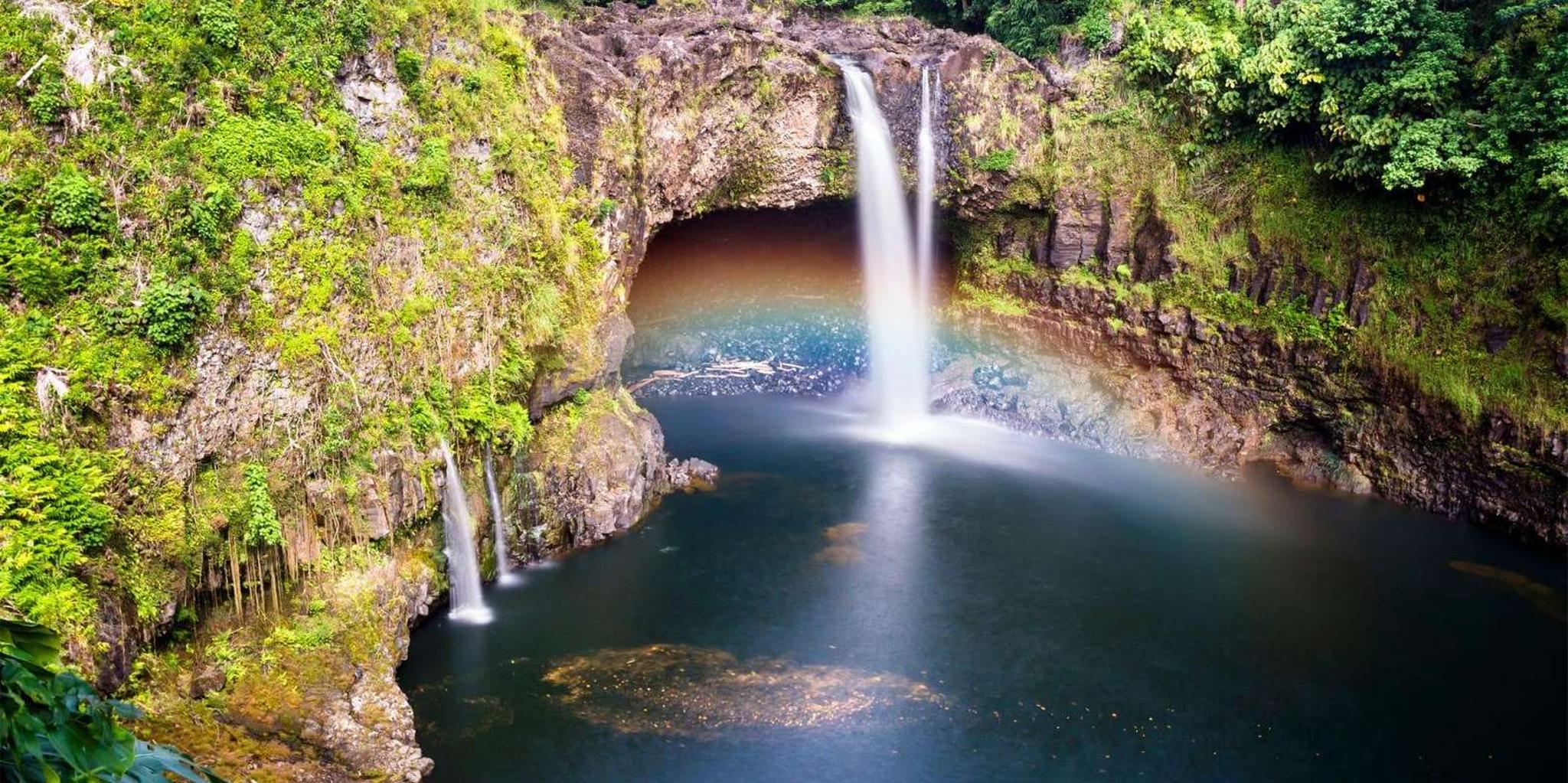 Hilo Waterfalls and Volcanoes Guided Tour - Image 5