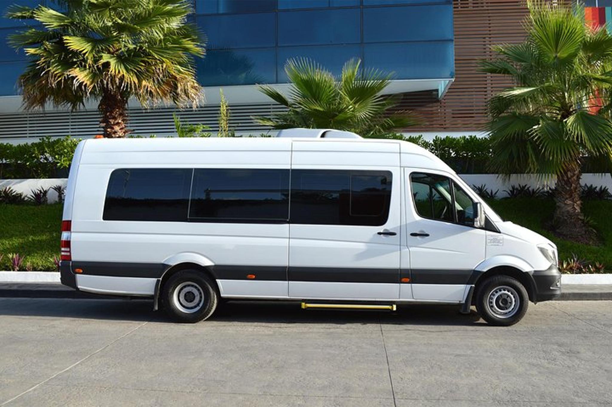 Montego Bay Airport Transfer to Iberostar Zone - Image 3