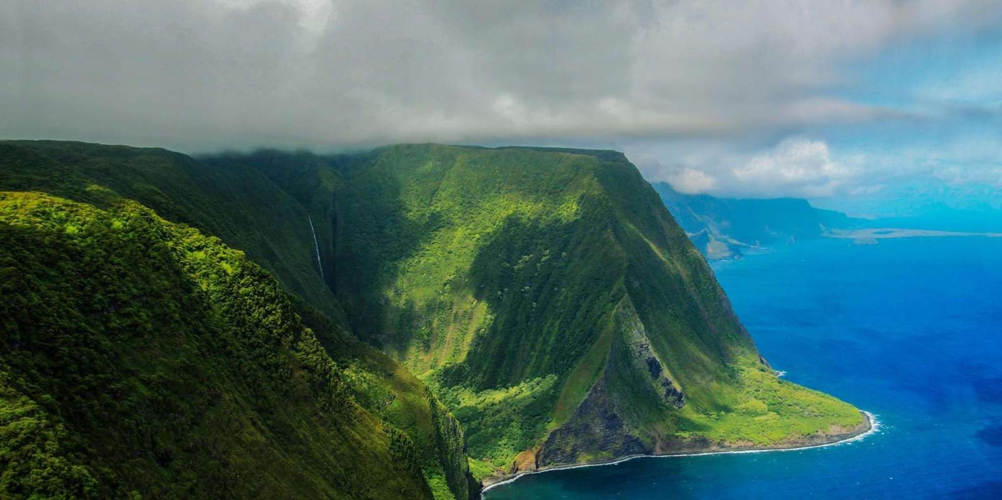 Maui Waterfalls Helicopter Tour - Image 5