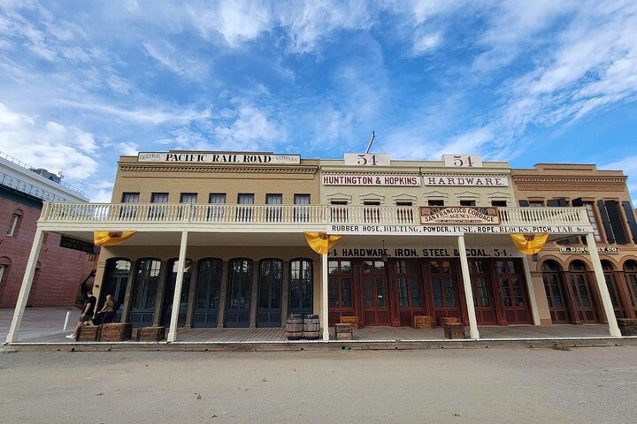 Sacramento Gold Rush and Ghosts Walking Tour