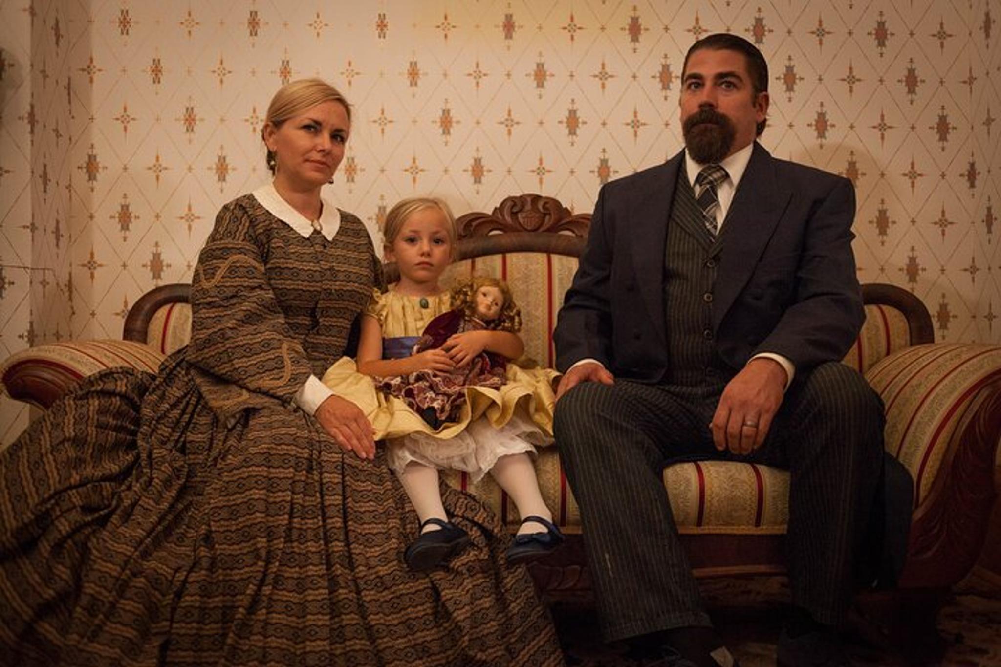 San Diego Whaley House Night Tour - Image 5