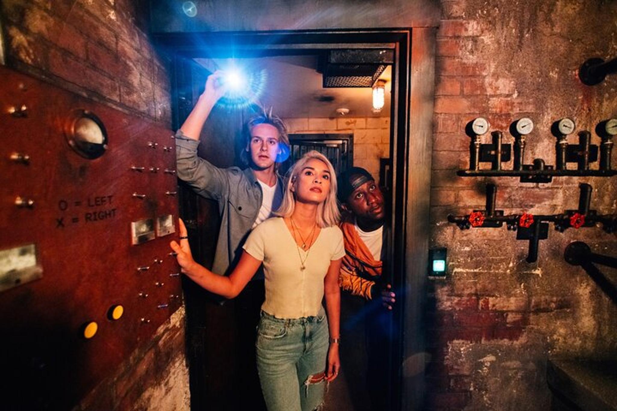 Los Angeles Escape Room Adventure - Image 6