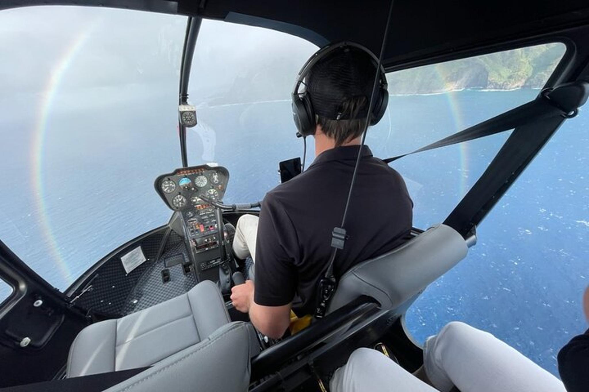 Kauai Helicopter Tour Doors-On 105 min - Image 2