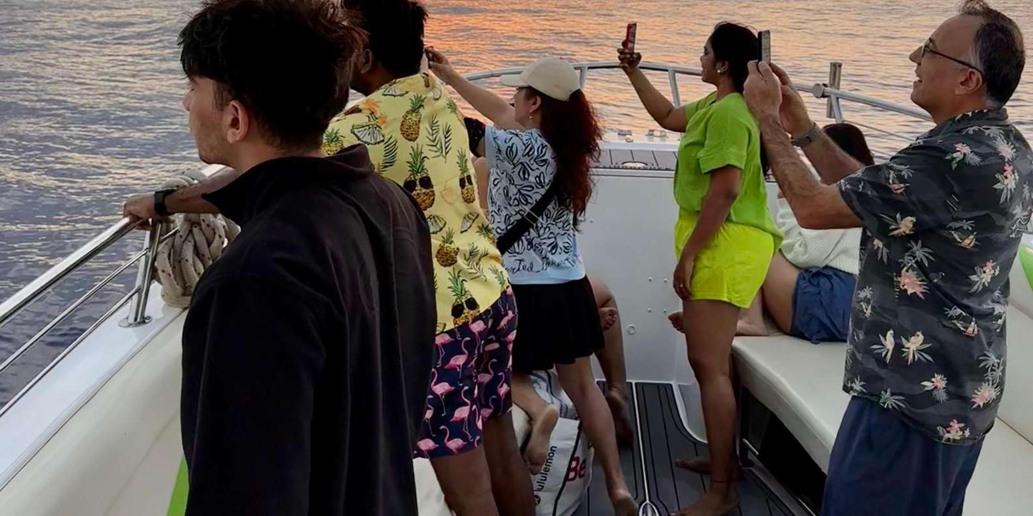 Lahaina Whale Watching Tour at Sunrise - Image 5