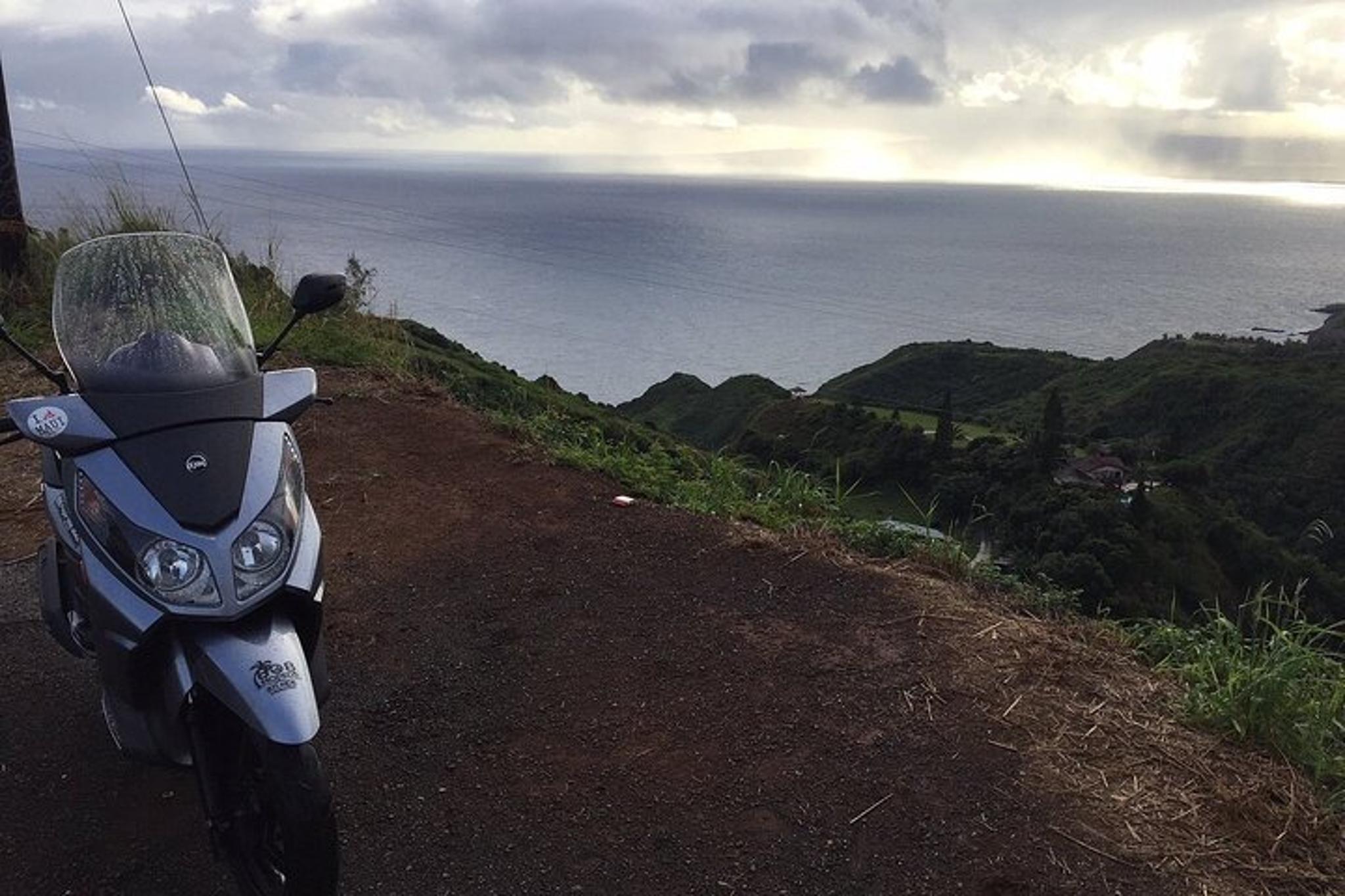 Maui Scooter Tour with Waterfalls and Sea Cliffs - Image 6