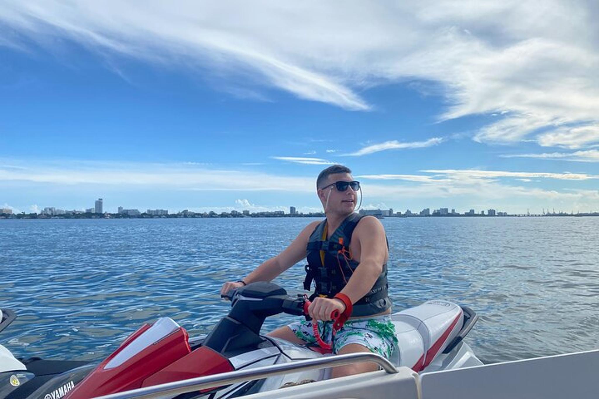 Miami Jet Ski Tour Biscayne Bay 1 hr - Image 3