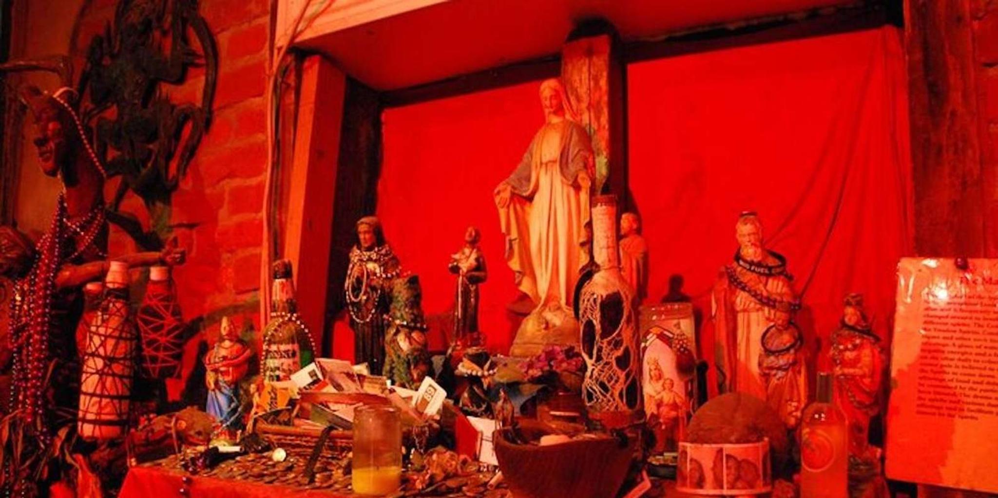 New Orleans French Quarter Voodoo Tour - Image 3