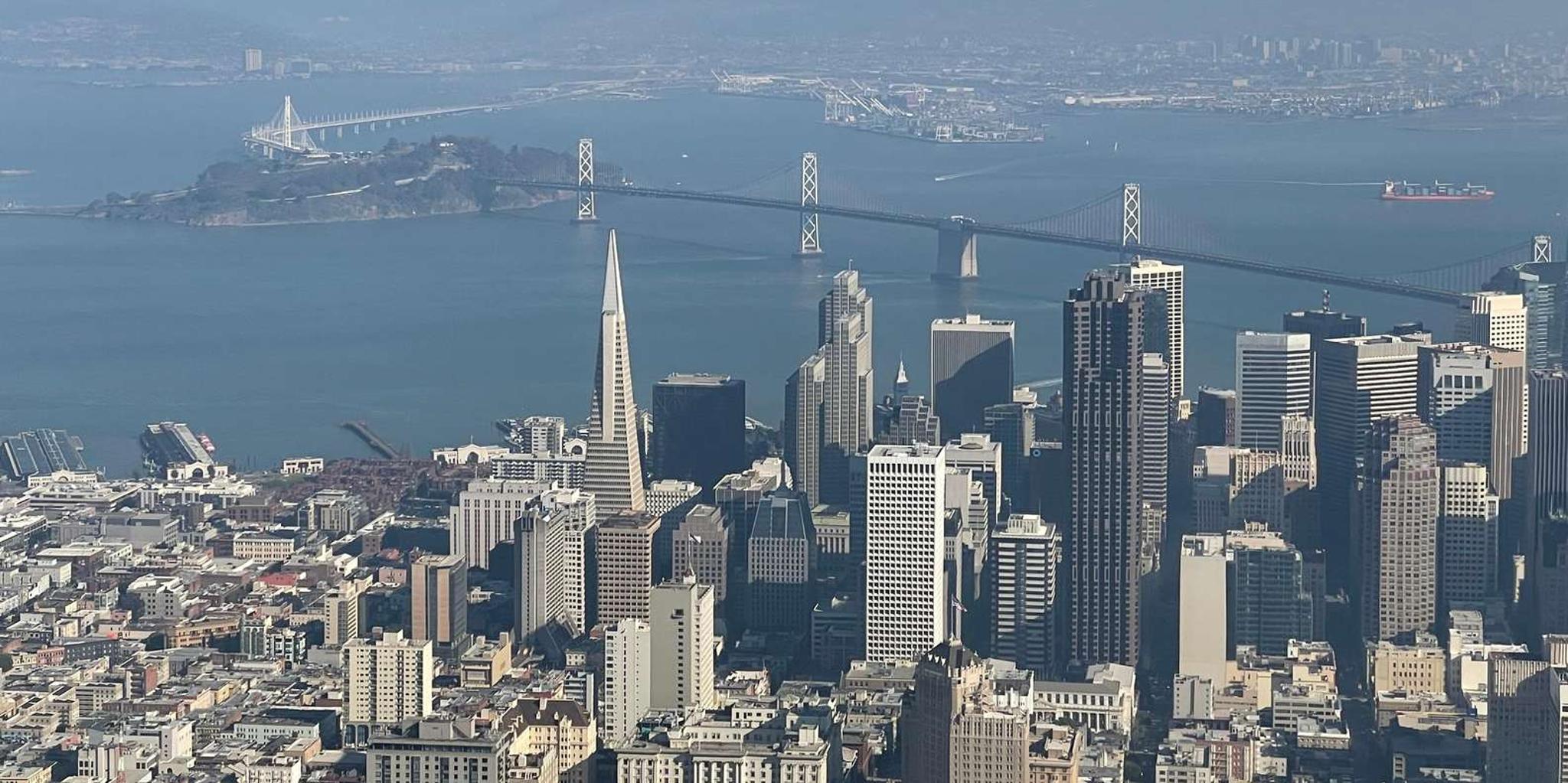 San Francisco Airplane Bay Tour - Image 2