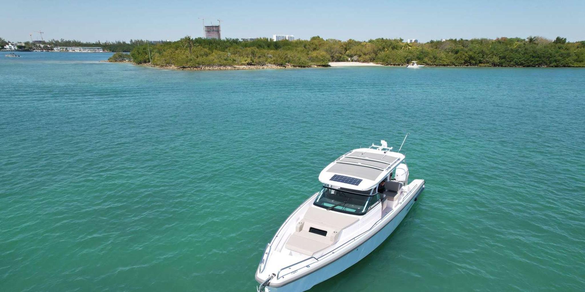 Miami Private Boat Tour with Jet Ski Rental - Image 2