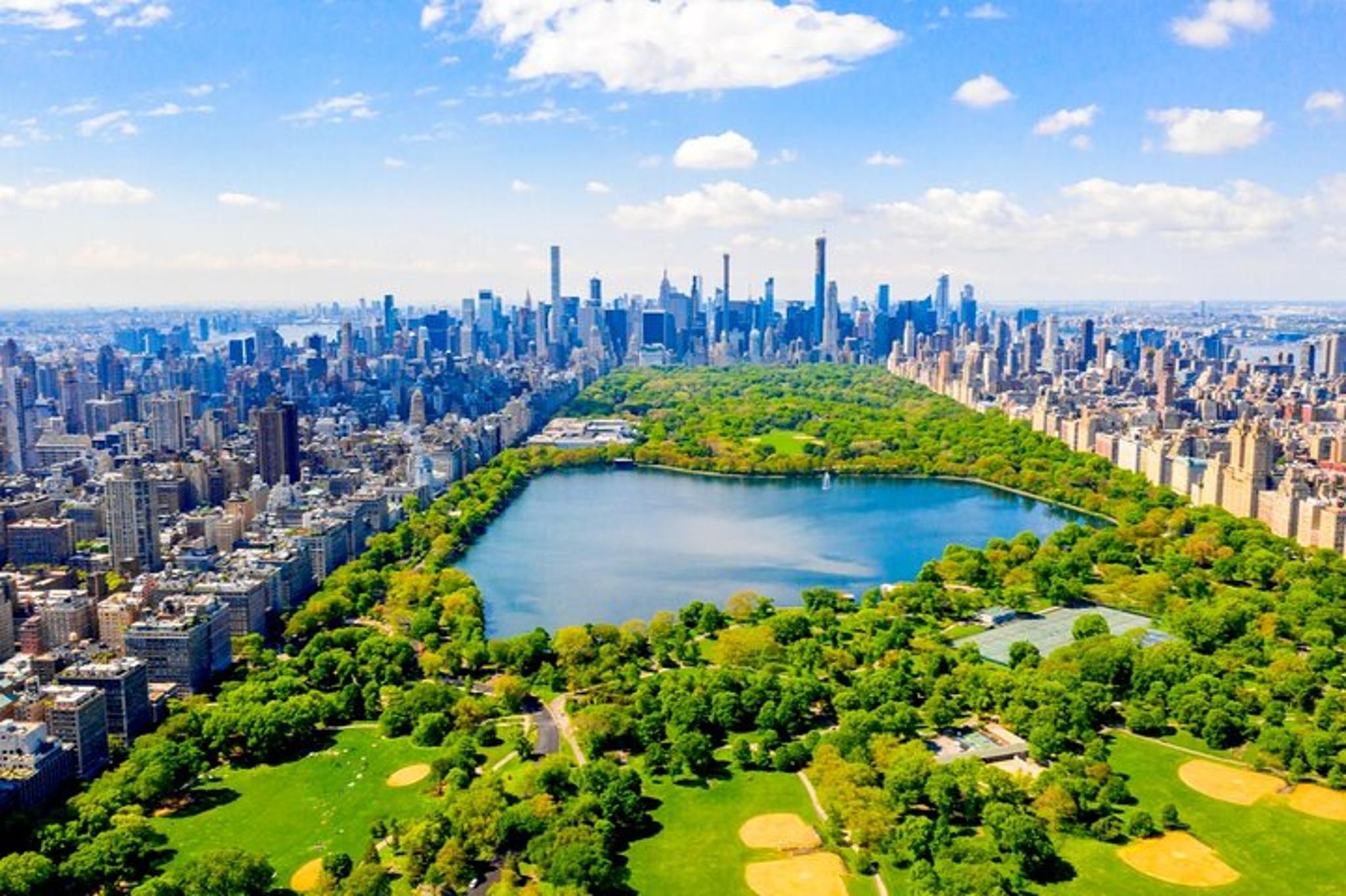 New York City Romantic Story Walk - Image 5