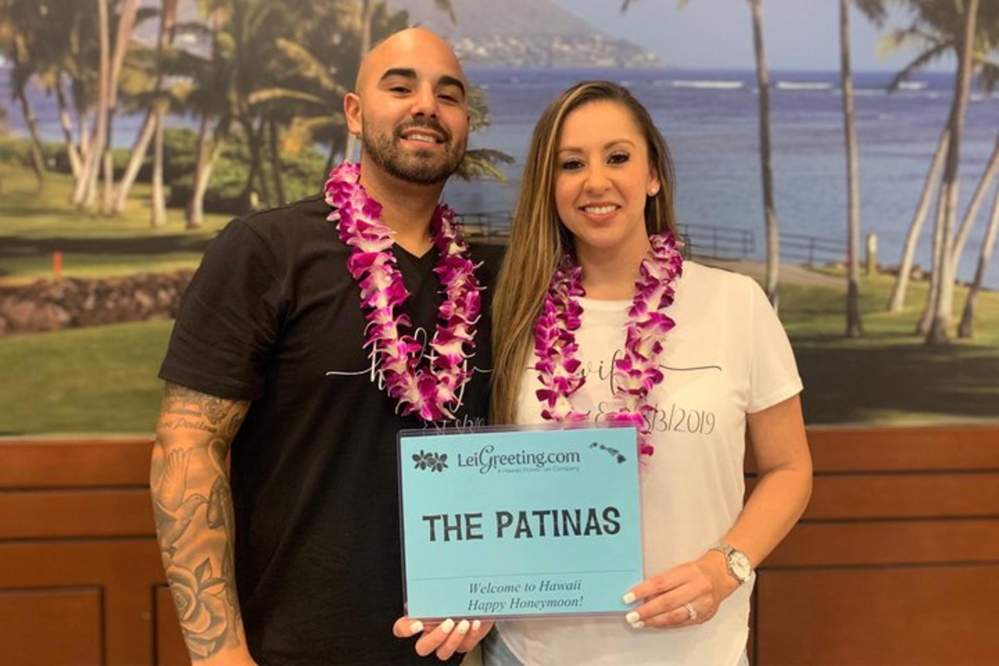 Lihue Airport Lei Greeting - Image 1