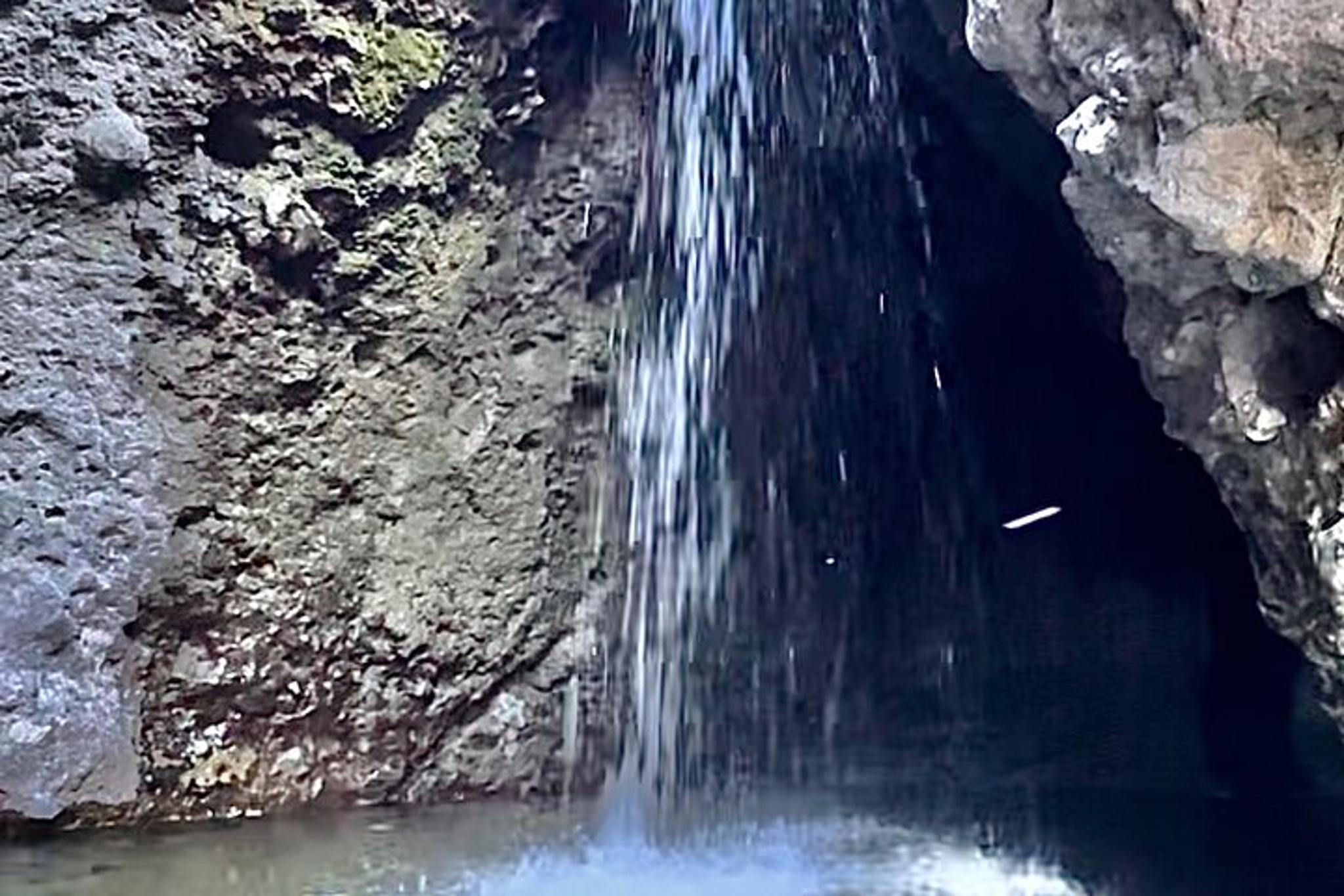 Malibu Electric Bike & Hike to Hidden Grotto & Waterfall - Image 2