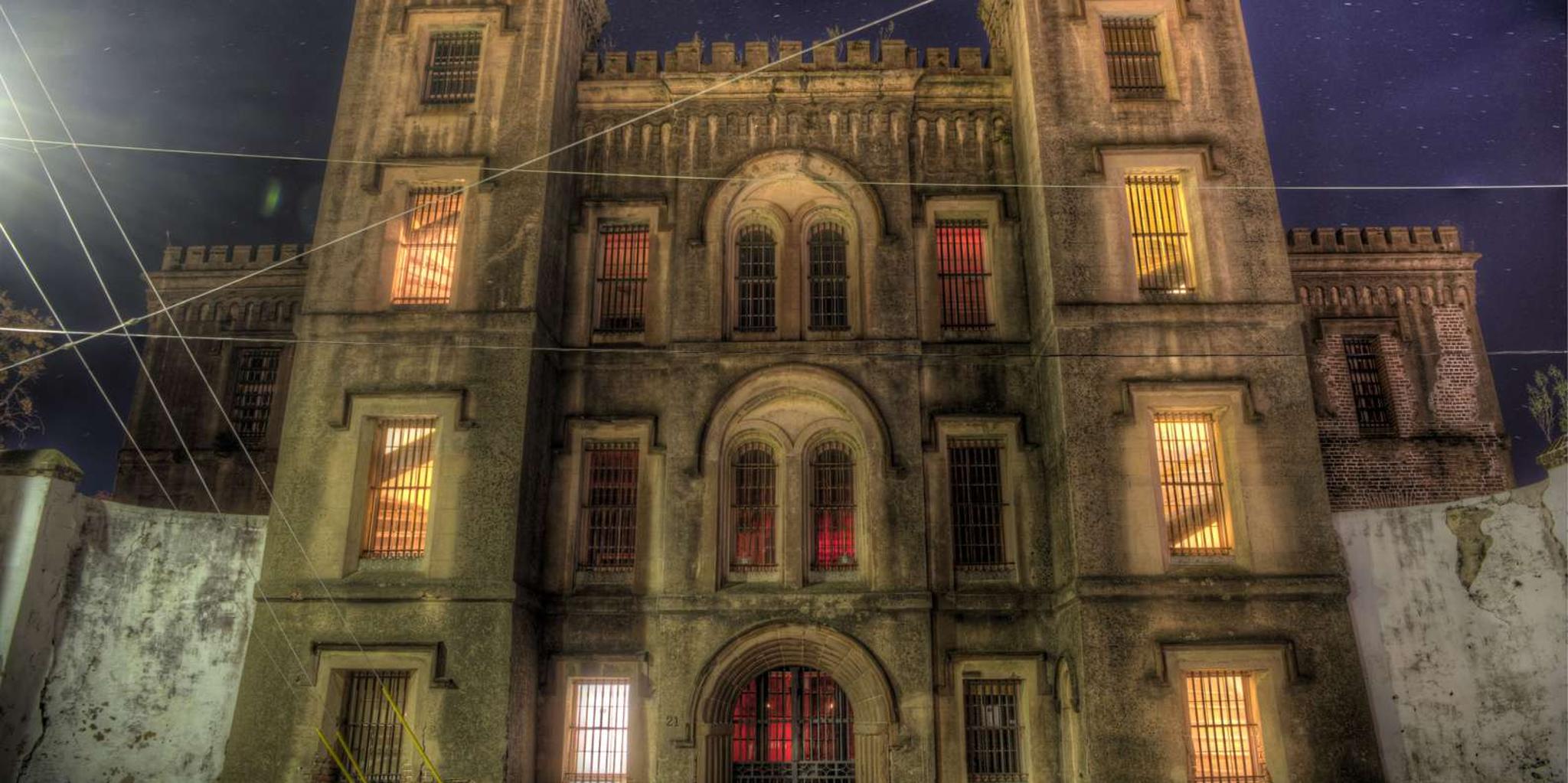 Charleston Haunted Pub Crawl - Image 5