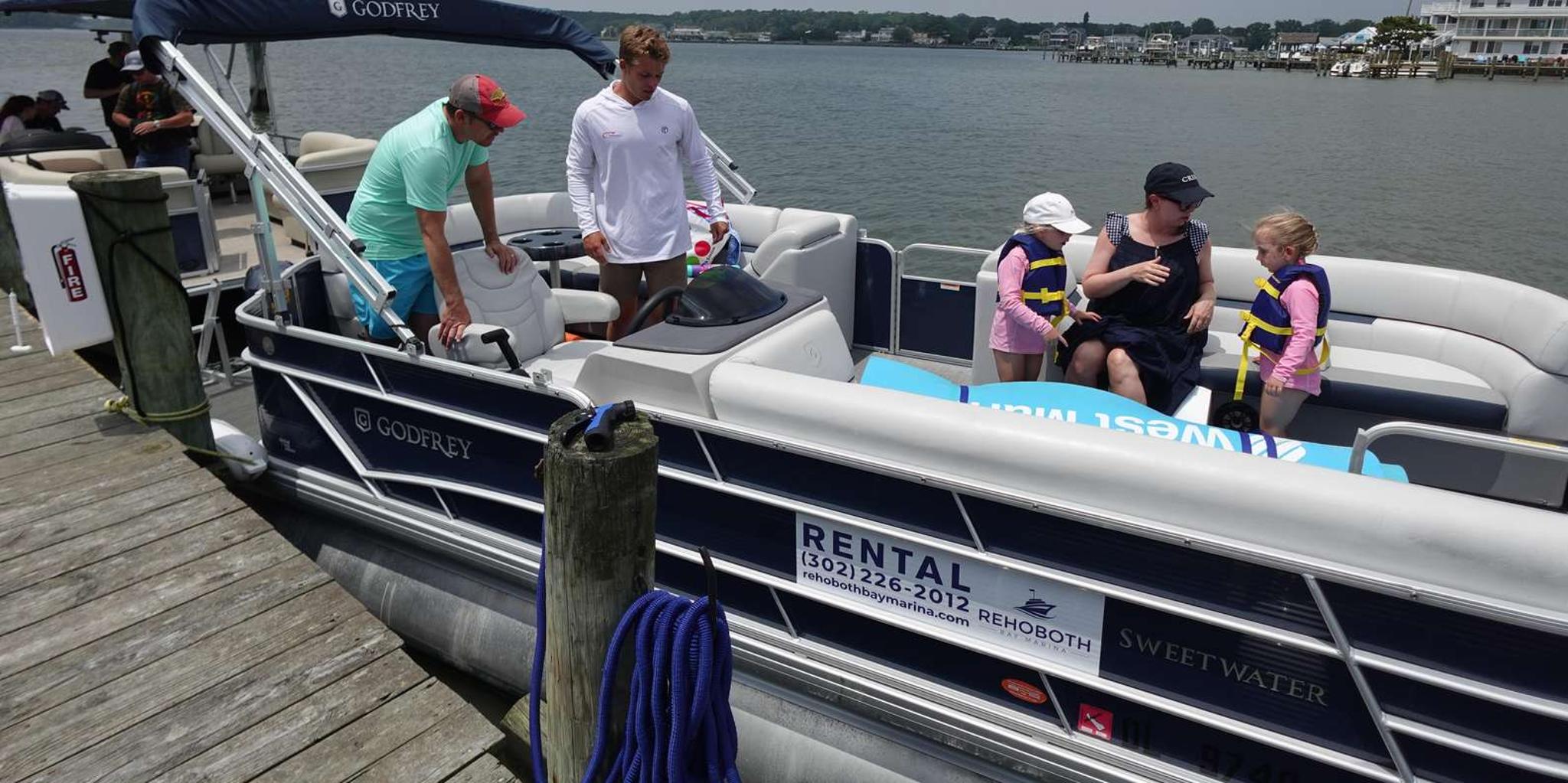 Chincoteague Island Pontoon Boat Rental - Image 2