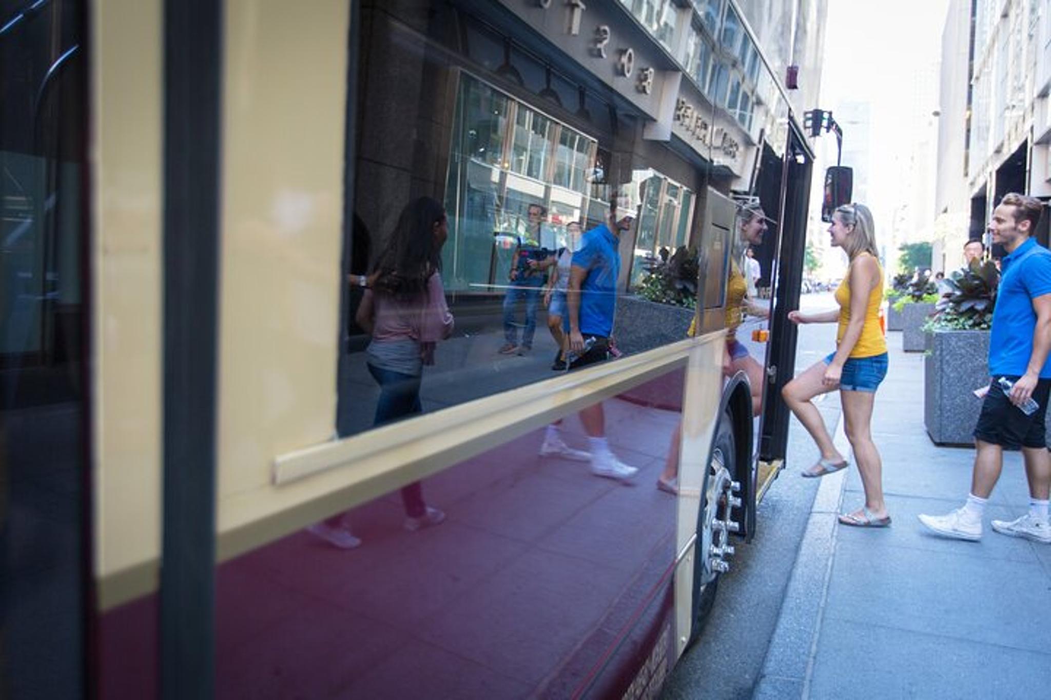 Philadelphia City Tour Hop-On Hop-Off 90 min - Image 4