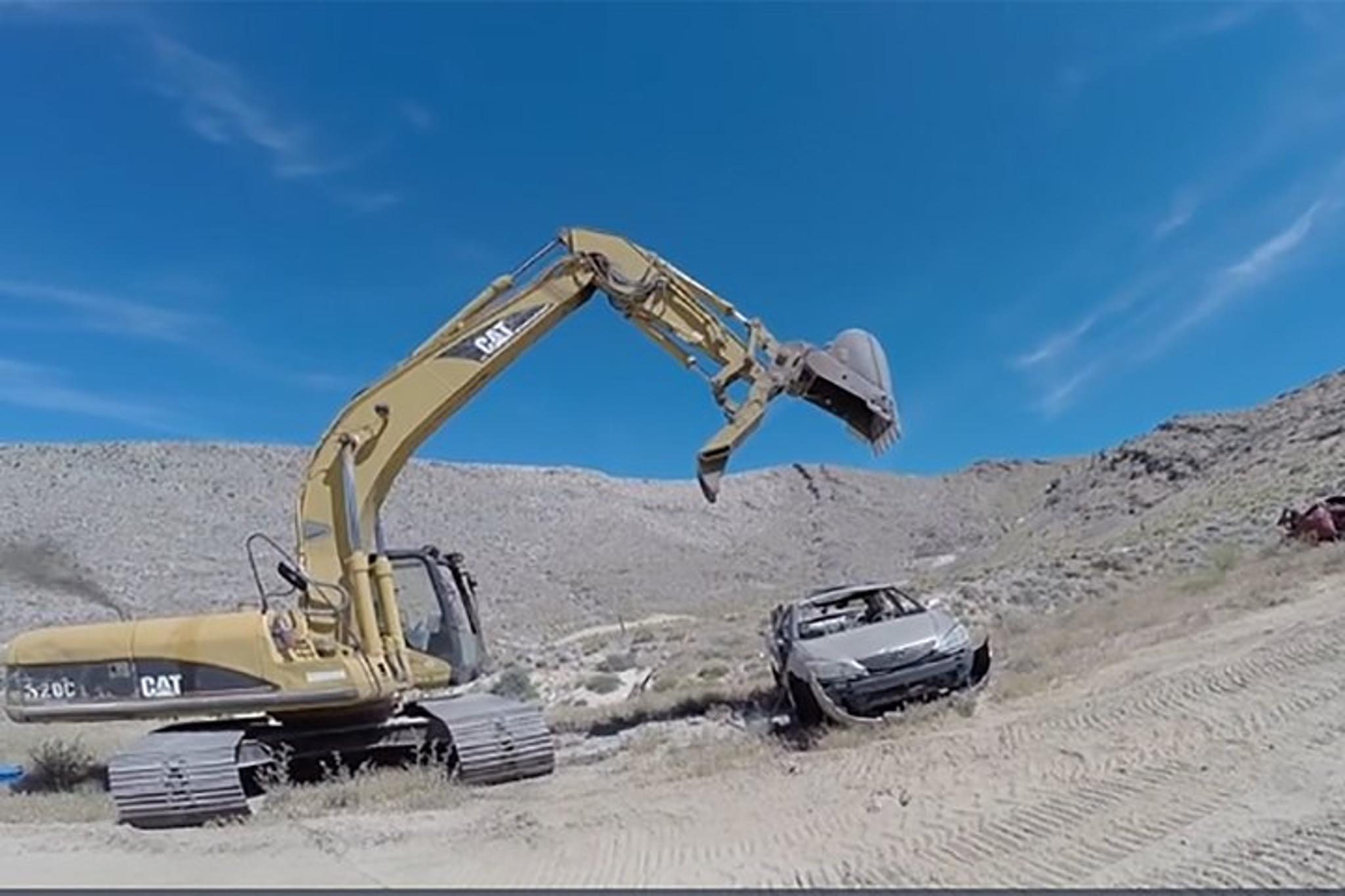 Las Vegas Excavator Experience at Adrenaline Mountain - Image 2