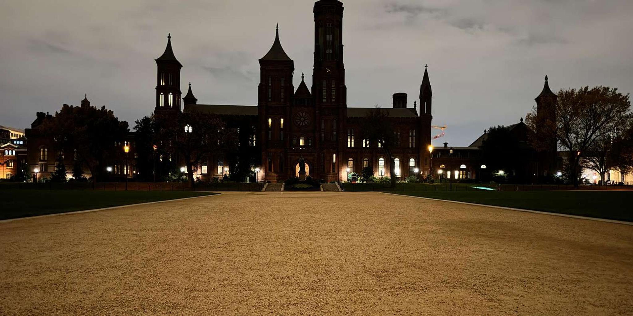 Washington DC Night Tour - Image 5
