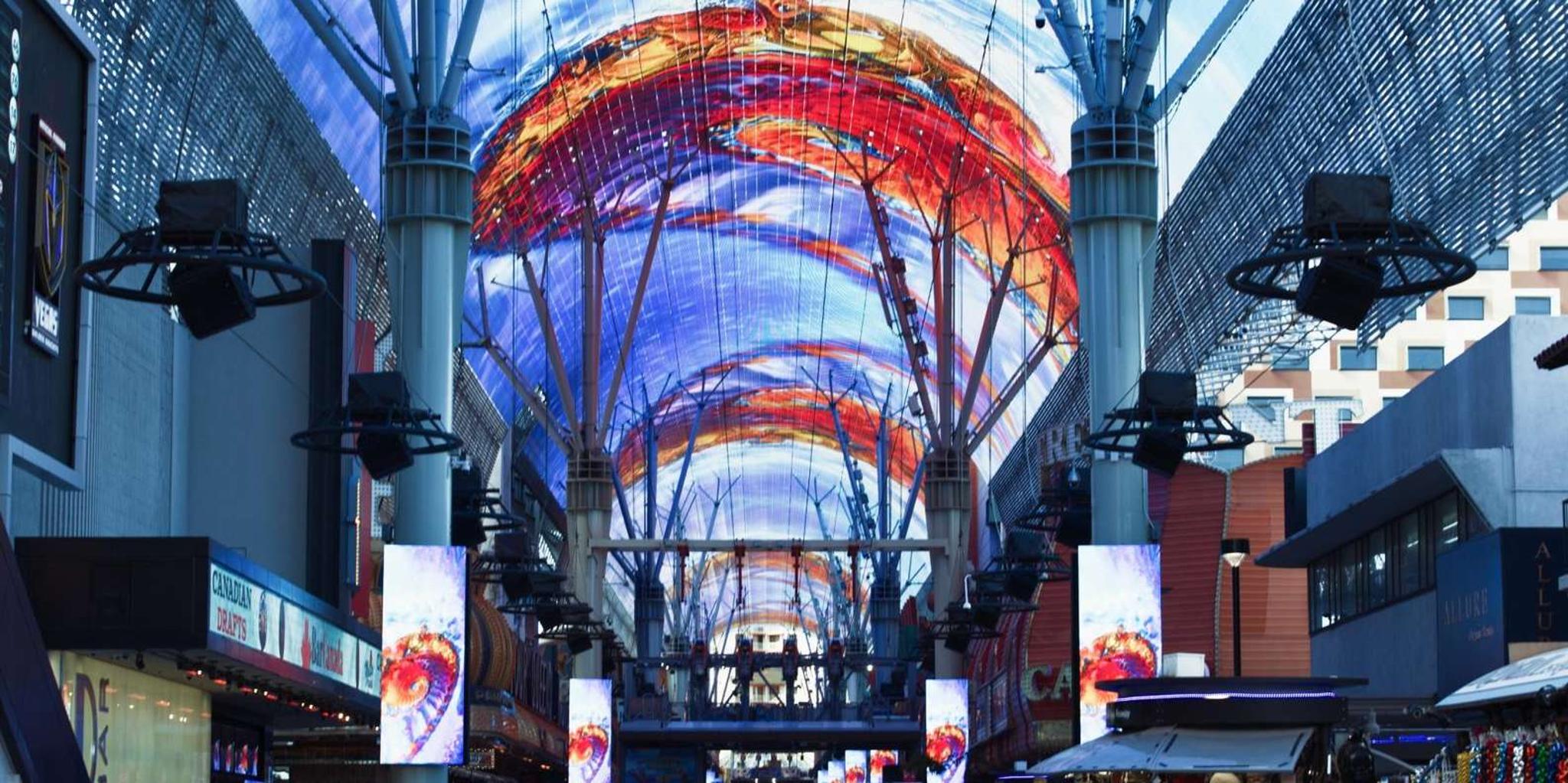 Las Vegas Fremont Street Experience Private Tour - Image 4